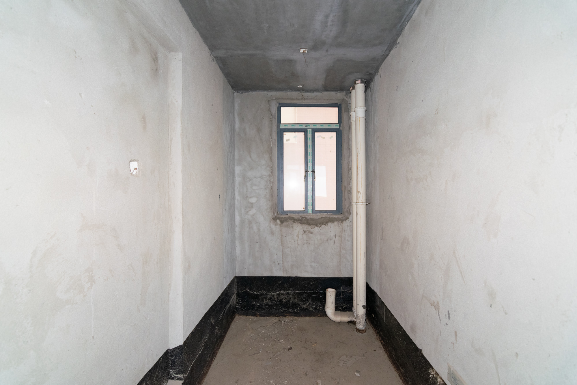 Cross尚公馆  4室2厅2卫   99.00万 Cross尚公馆  4室2厅2卫   99.00万卫生间