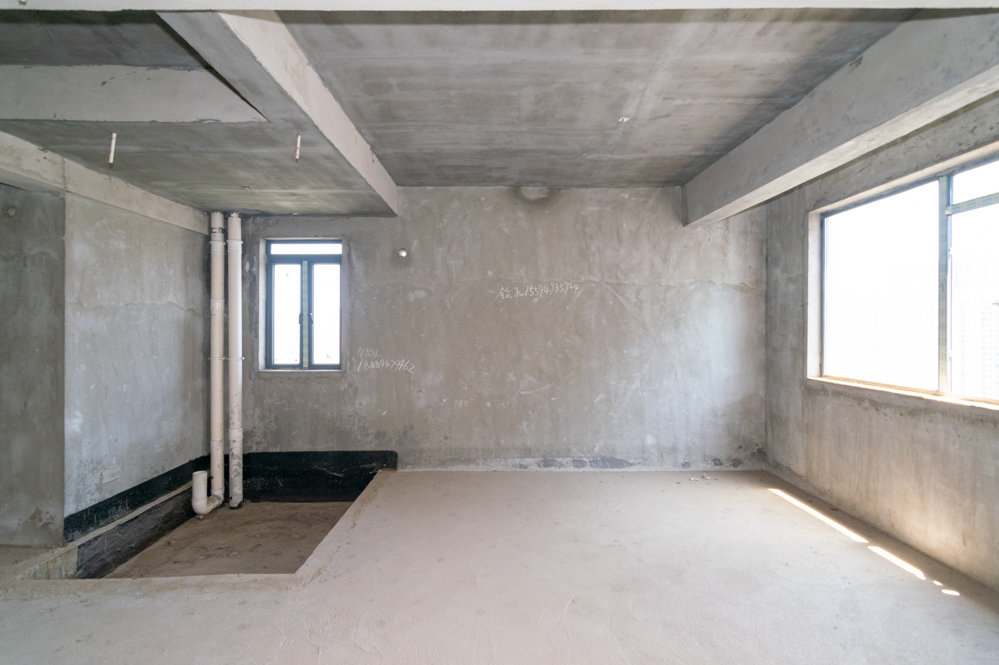 Cross尚公馆  4室2厅2卫   99.00万 Cross尚公馆  4室2厅2卫   99.00万卧室