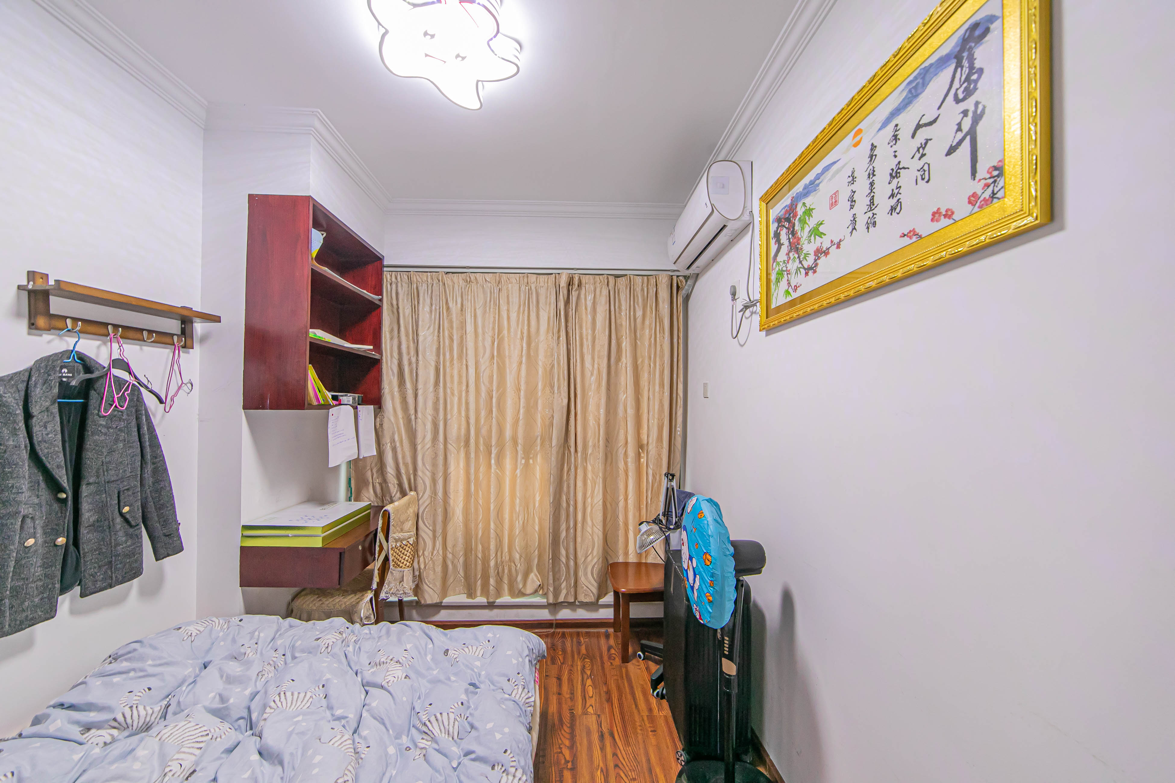 泊林晶城  2室2厅1卫    49.78万 泊林晶城  2室2厅1卫    49.78万卧室