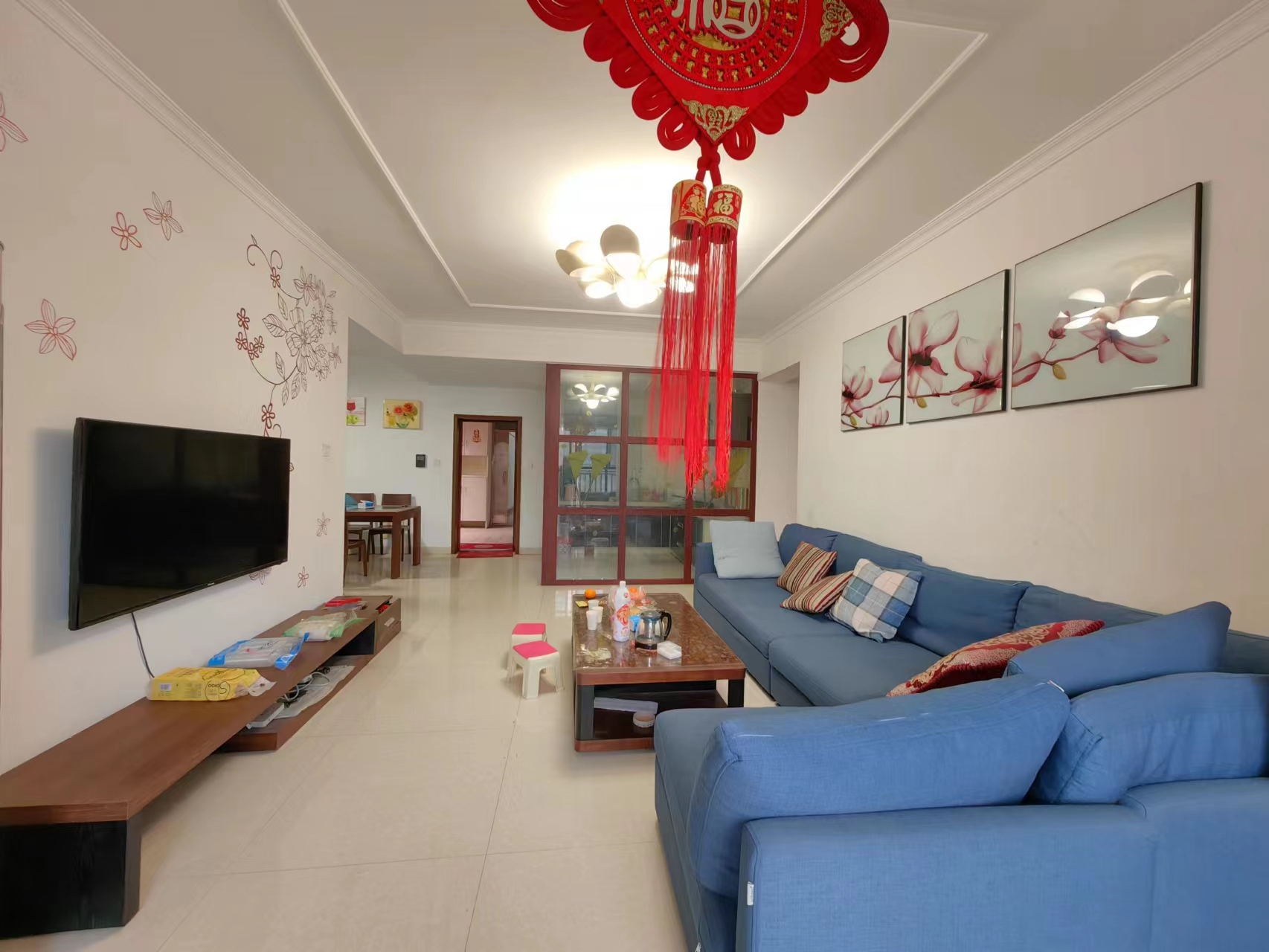 泰山公馆  3室2厅2卫   86.00万 泰山公馆  3室2厅2卫   86.00万室内图