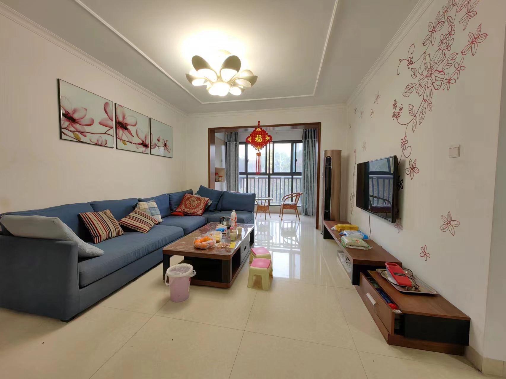 泰山公馆  3室2厅2卫   86.00万 泰山公馆  3室2厅2卫   86.00万室内图