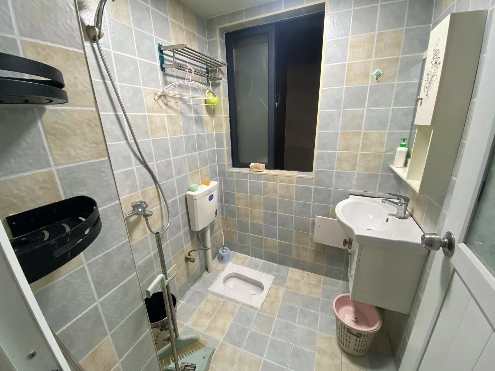 中建御山和苑 1室1厅1卫 38.0万 中建御山和苑 1室1厅1卫 38.0万室内图