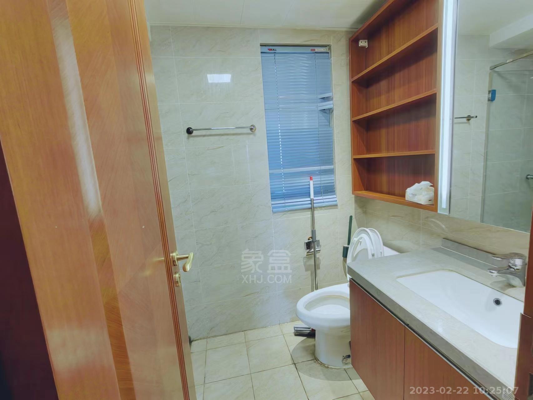 恒大御景湾  3室2厅1卫   2300.00元/月室内图