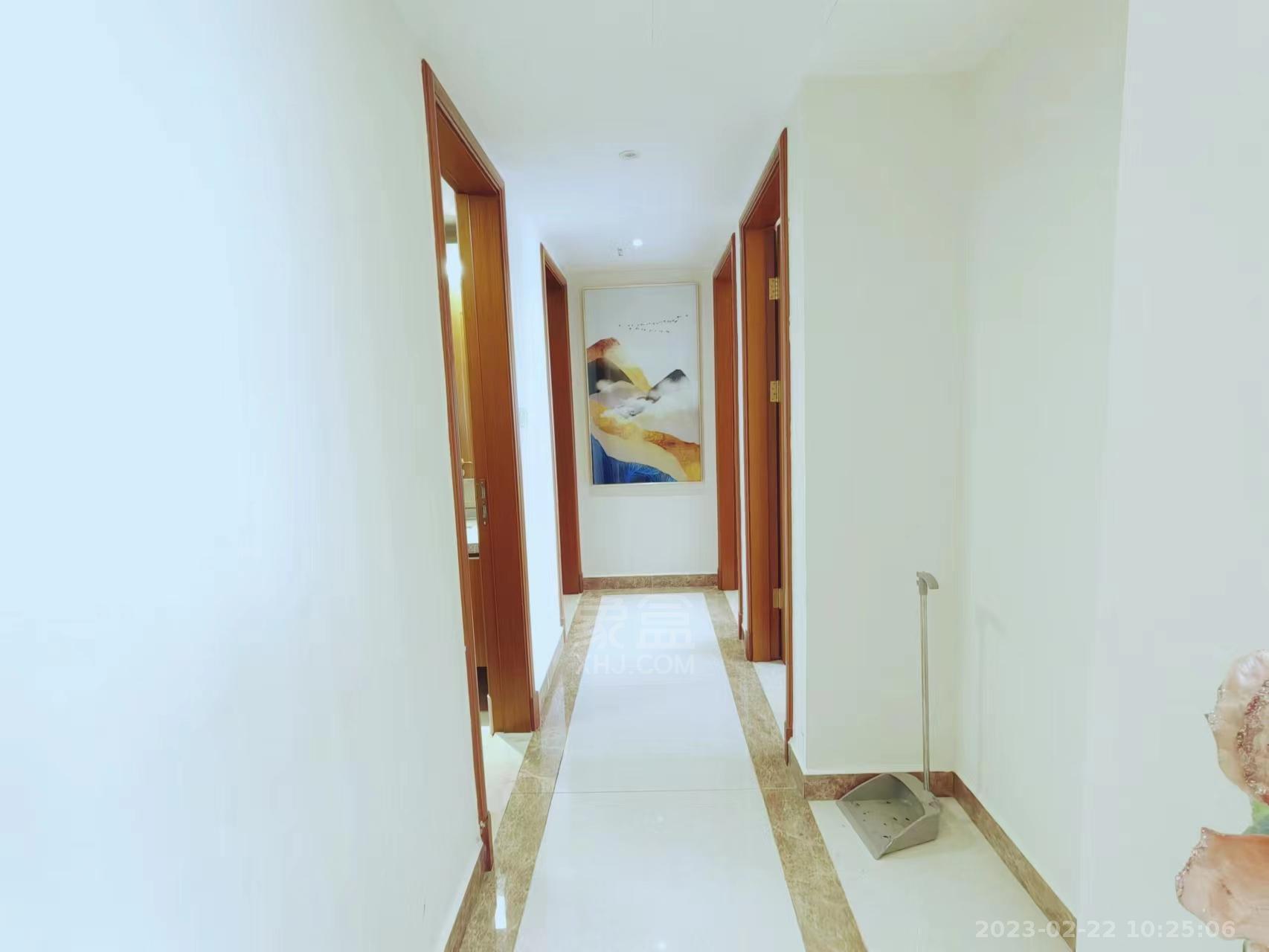 恒大御景湾  3室2厅1卫   2300.00元/月室内图