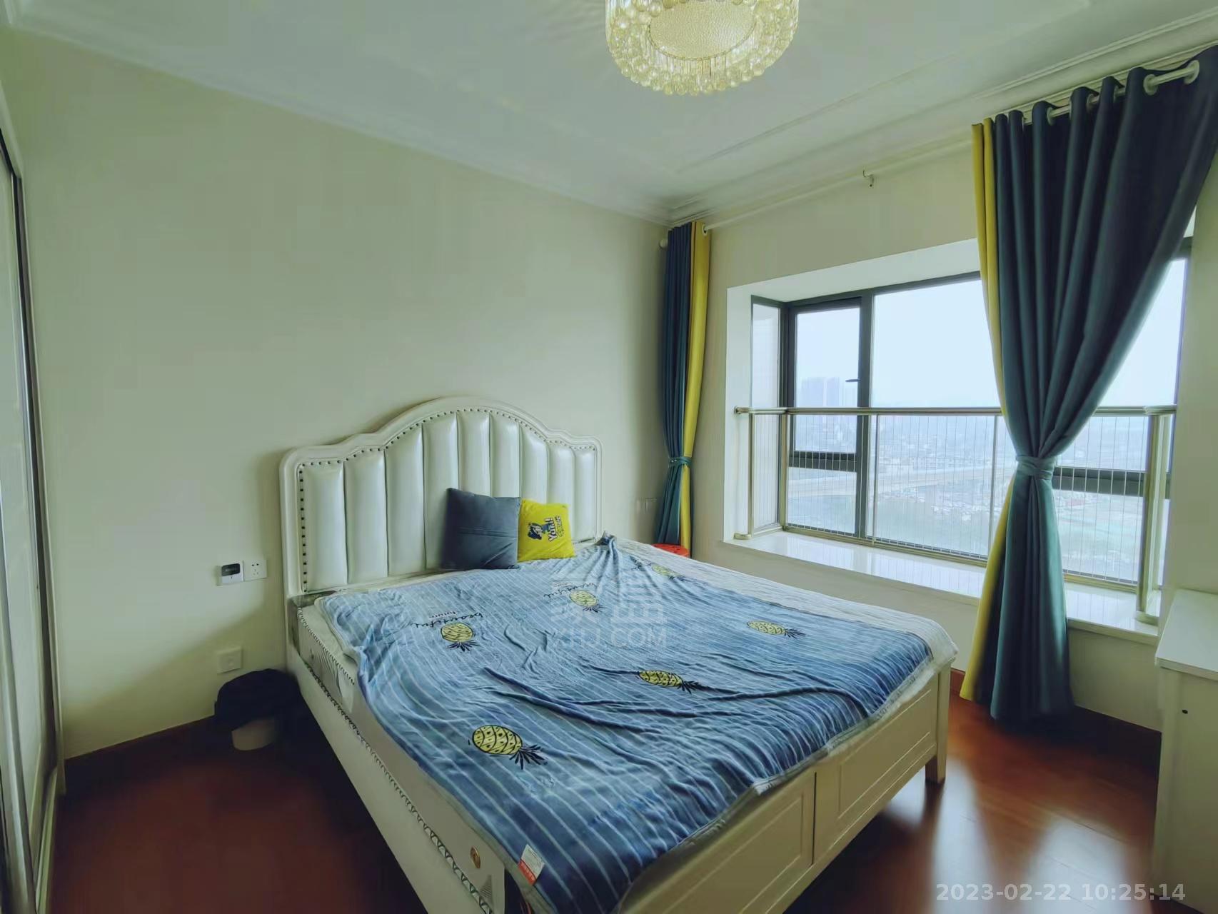 恒大御景湾  3室2厅1卫   2300.00元/月室内图