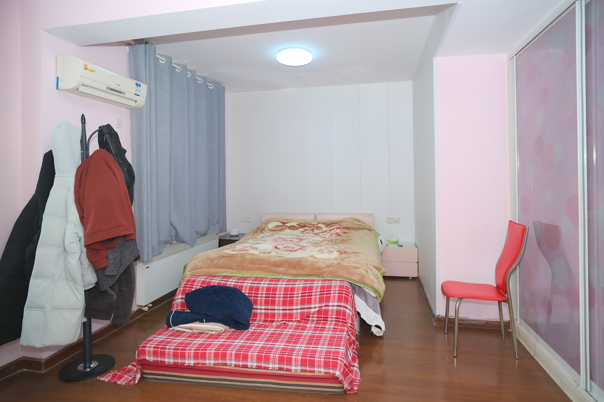 晶华美地 4室2厅2卫 99.80万 晶华美地 4室2厅2卫 99.80万卧室