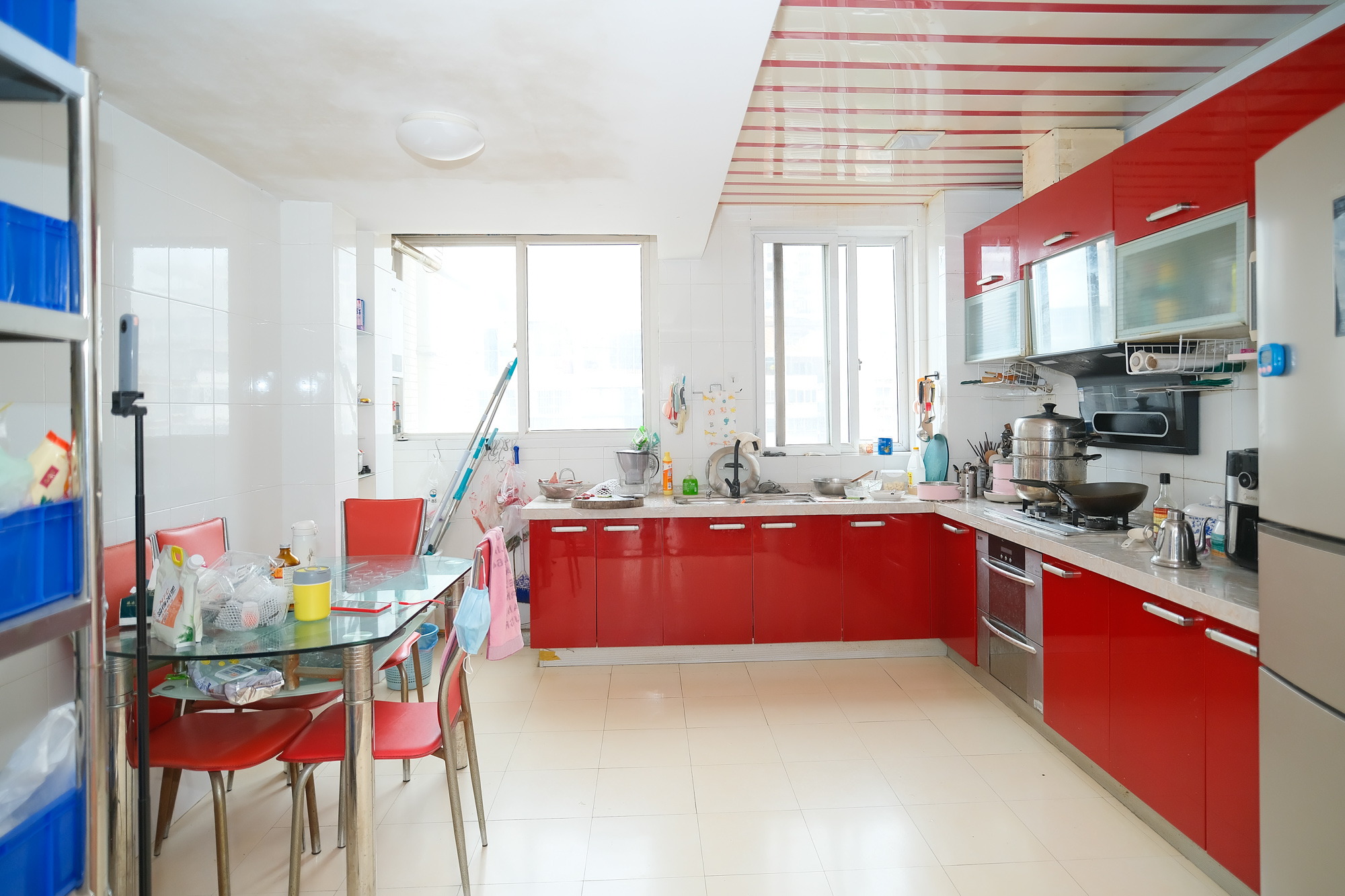 晶华美地 4室2厅2卫 99.80万 晶华美地 4室2厅2卫 99.80万厨房