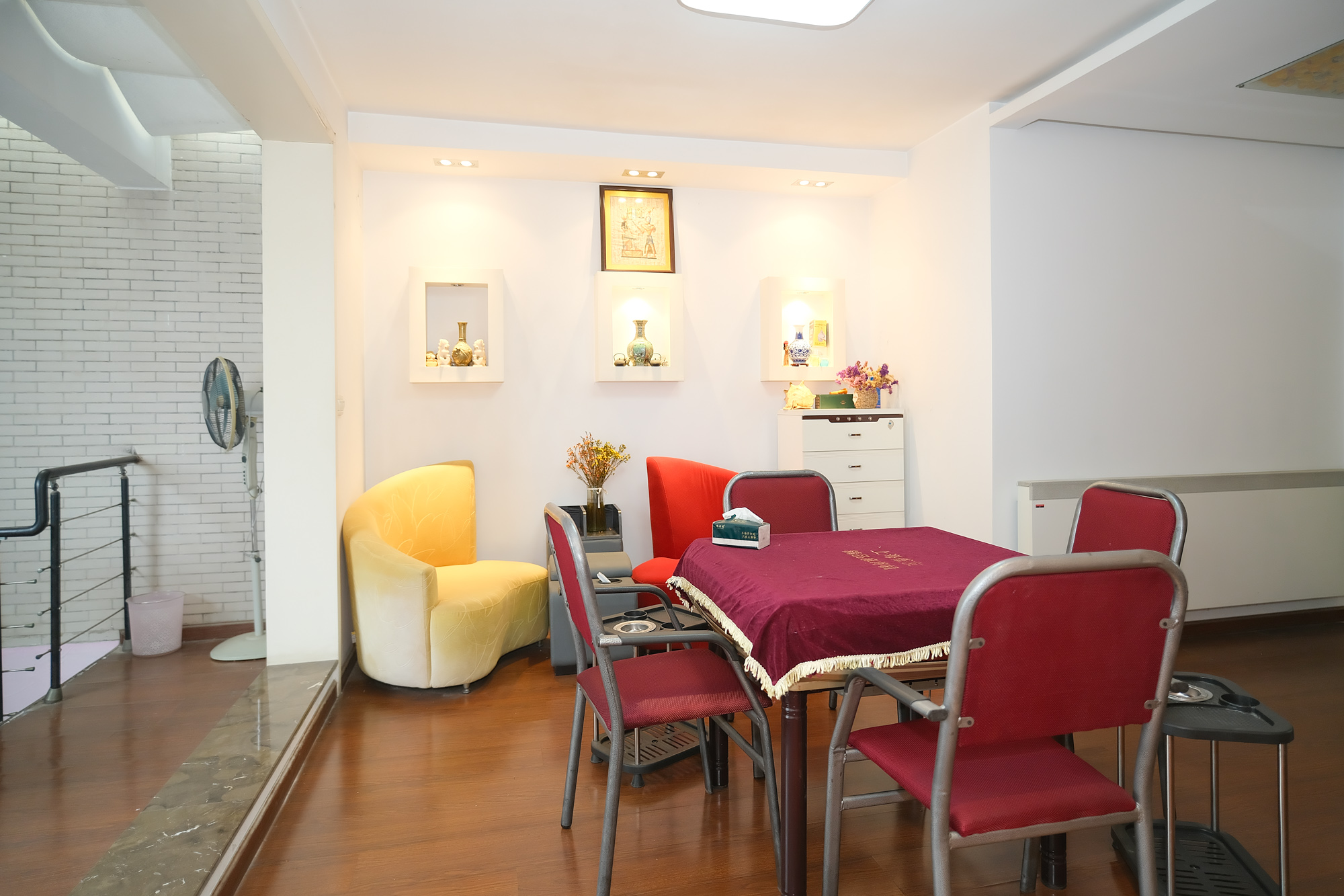 晶华美地 4室2厅2卫 99.80万 晶华美地 4室2厅2卫 99.80万其他