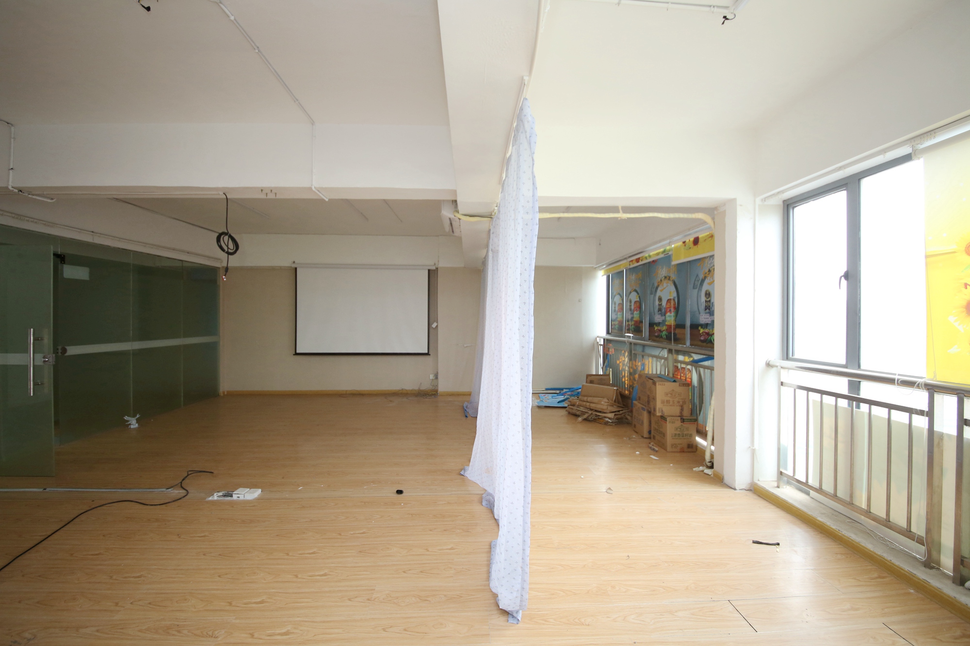 上城金都  4室2厅1卫    287.9万卧室