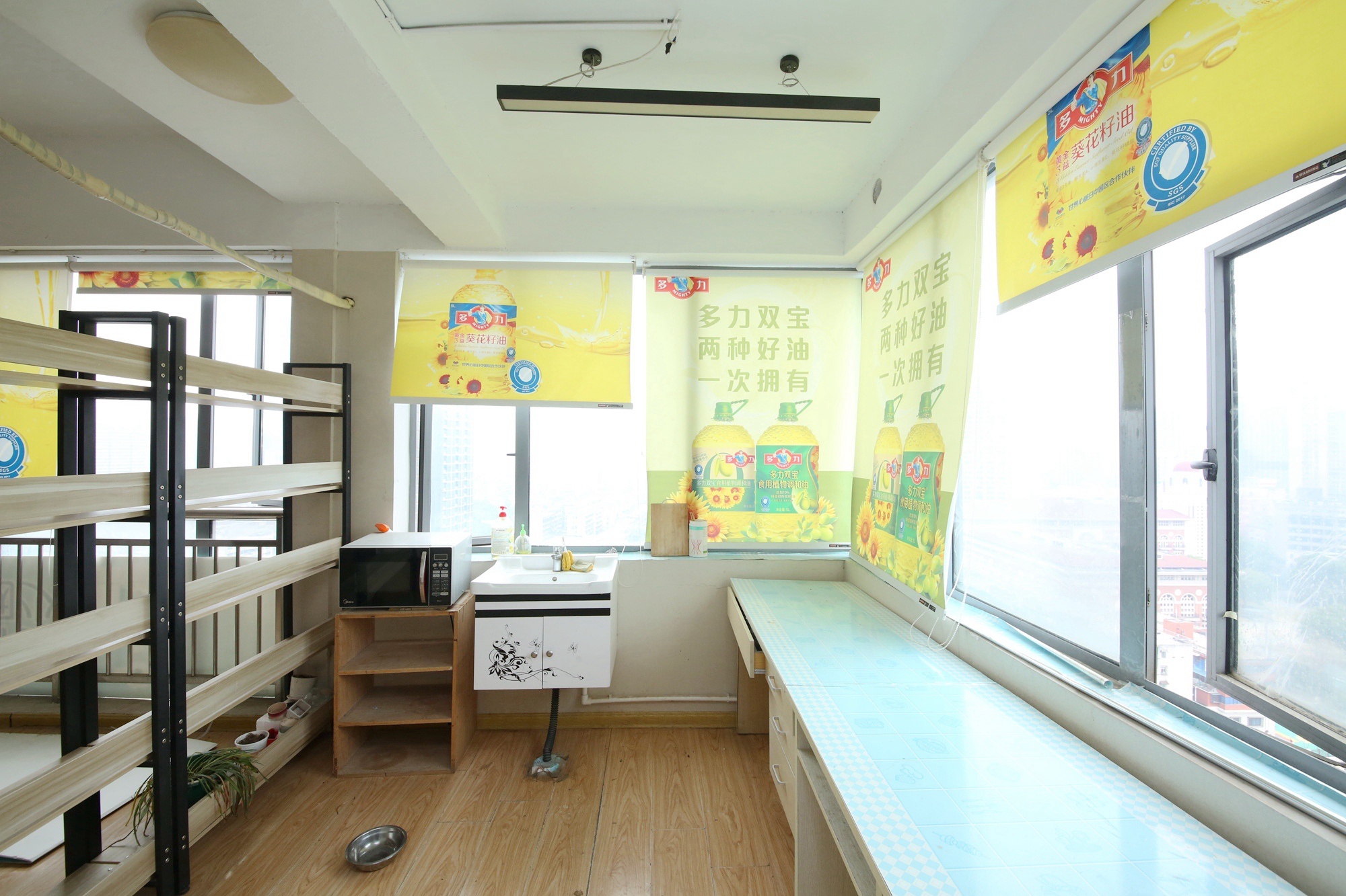 上城金都  4室2厅1卫    287.9万卧室