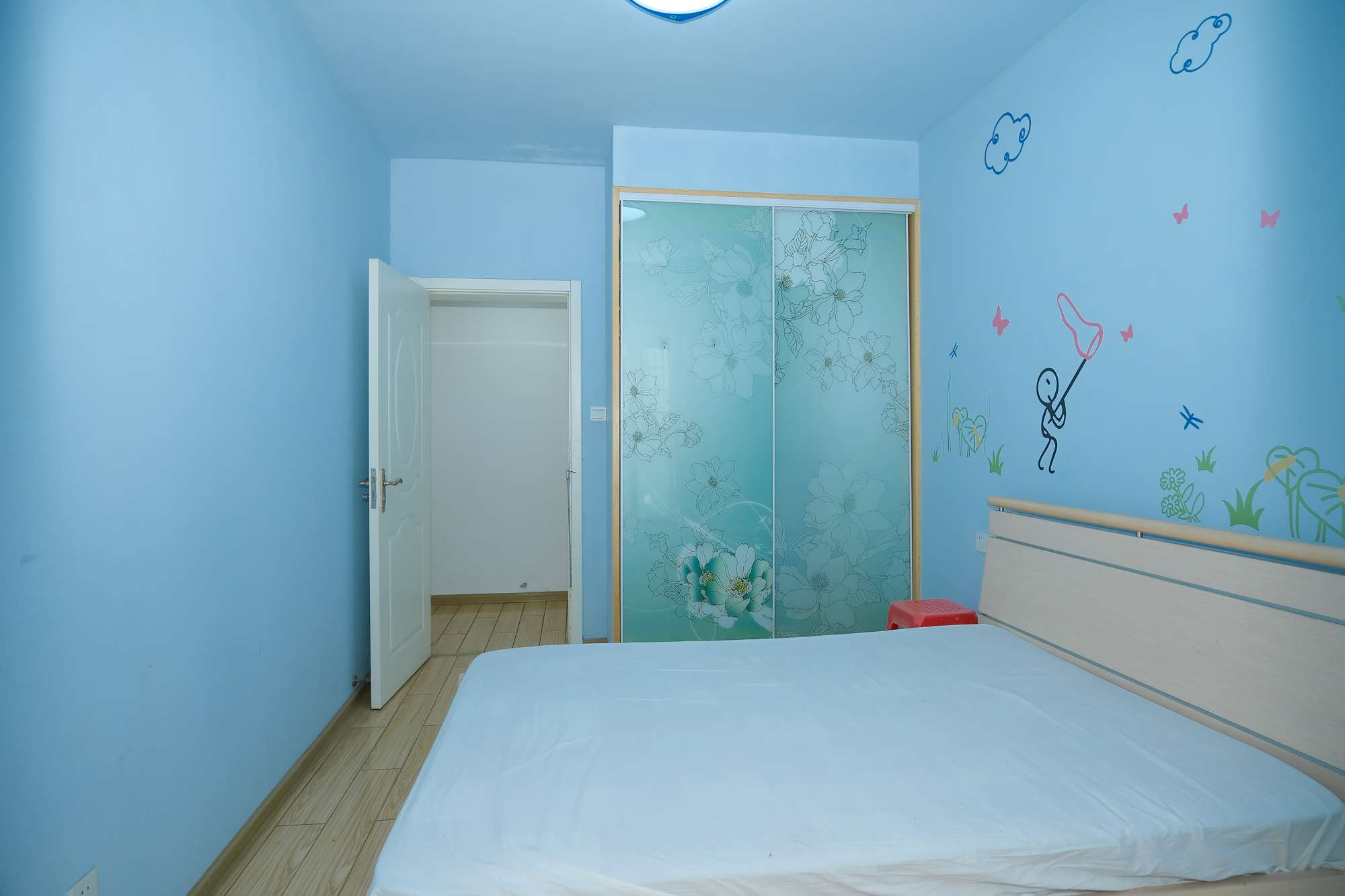 世景华庭 3室2厅2卫 66.0万 世景华庭 3室2厅2卫 66.0万卧室