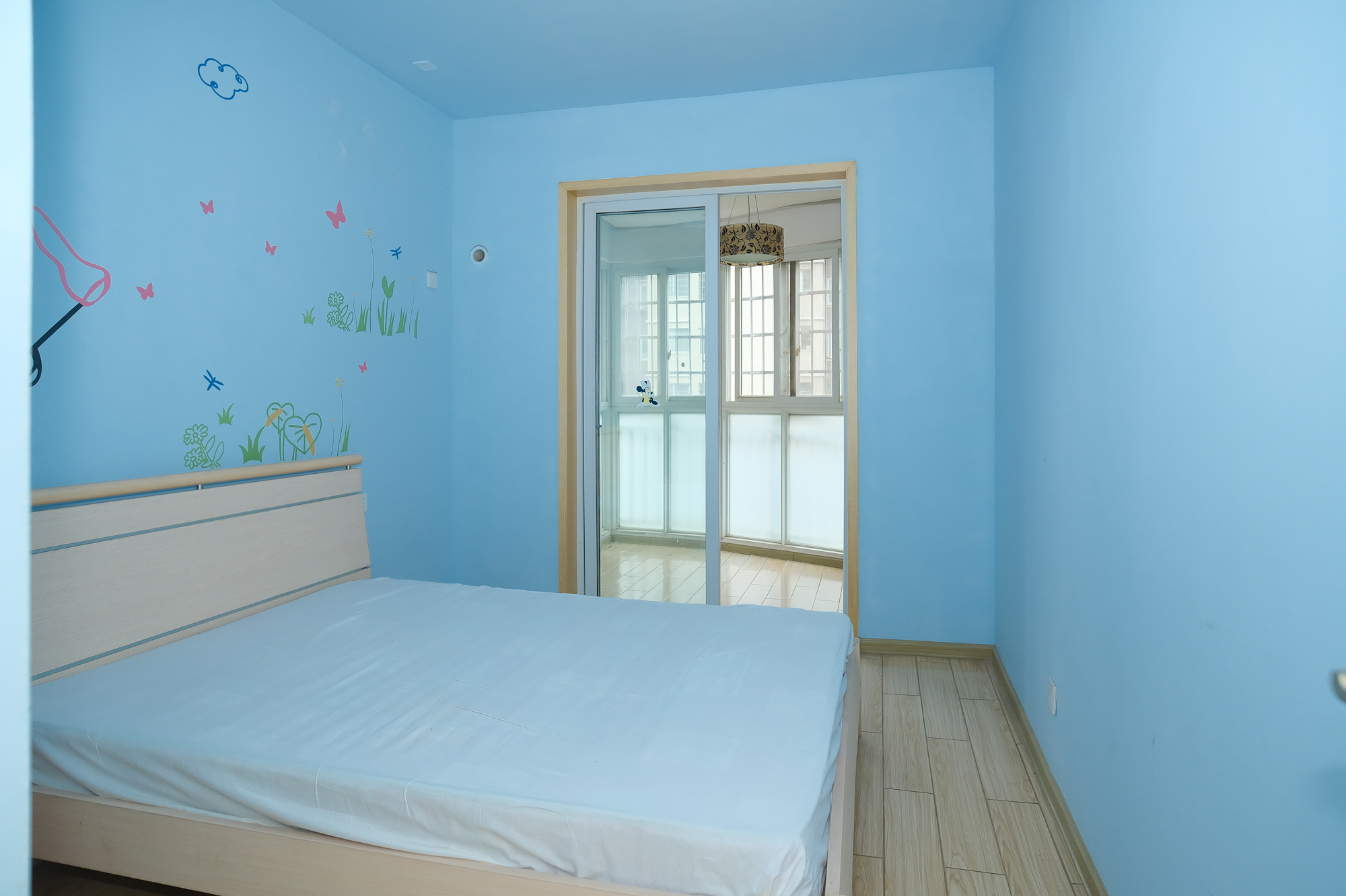 世景华庭 3室2厅2卫 66.0万 世景华庭 3室2厅2卫 66.0万卧室