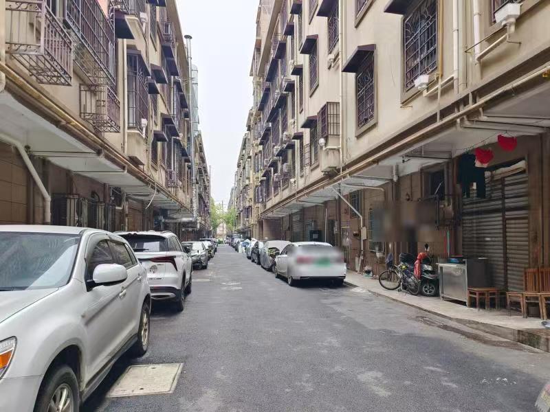 星沙四区 6室3厅3卫 260.00万 星沙四区 6室3厅3卫 260.00万室内图