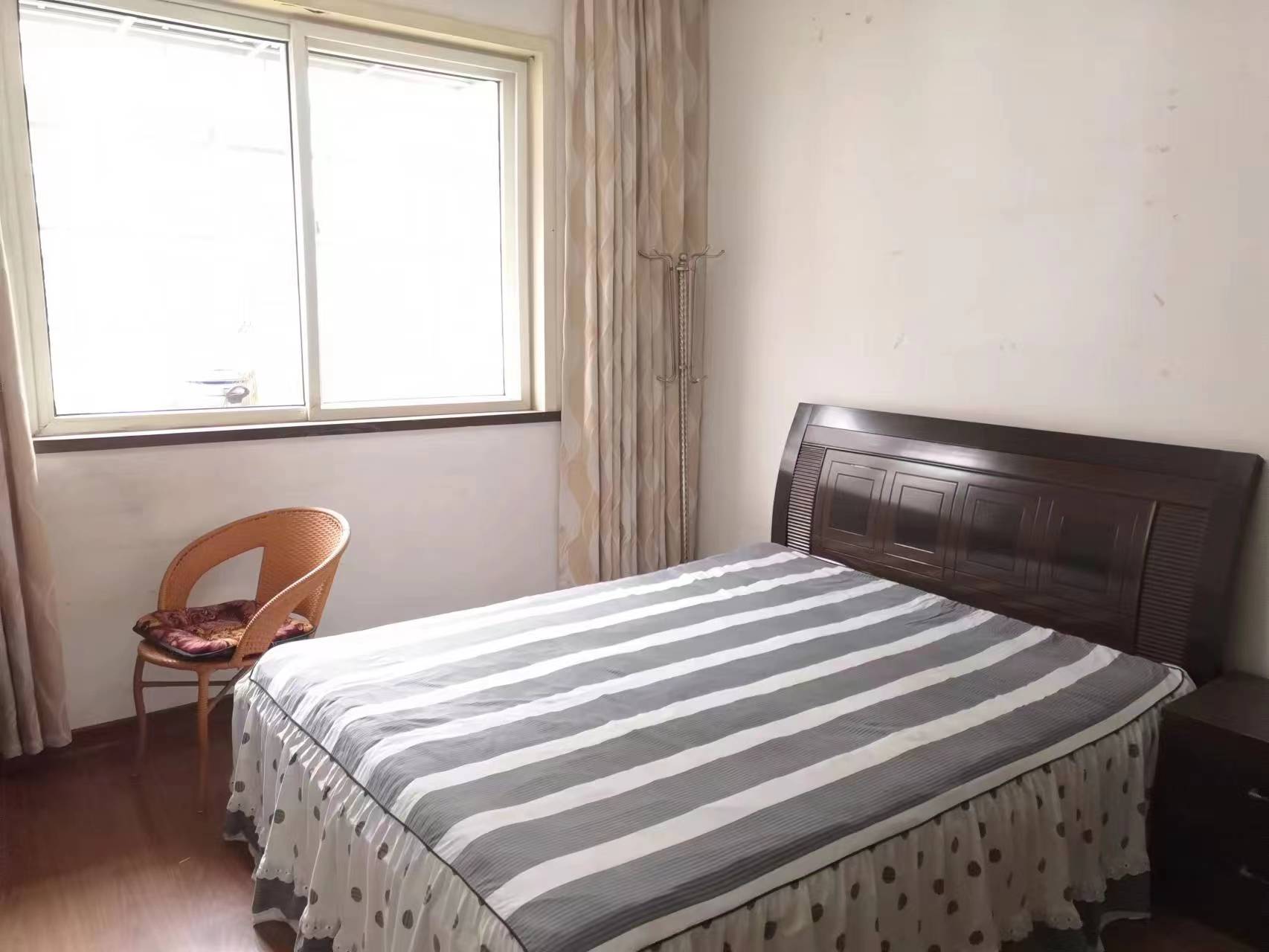 青年乐园 4室0厅0卫 41.80万 青年乐园 4室0厅0卫 41.80万室内图