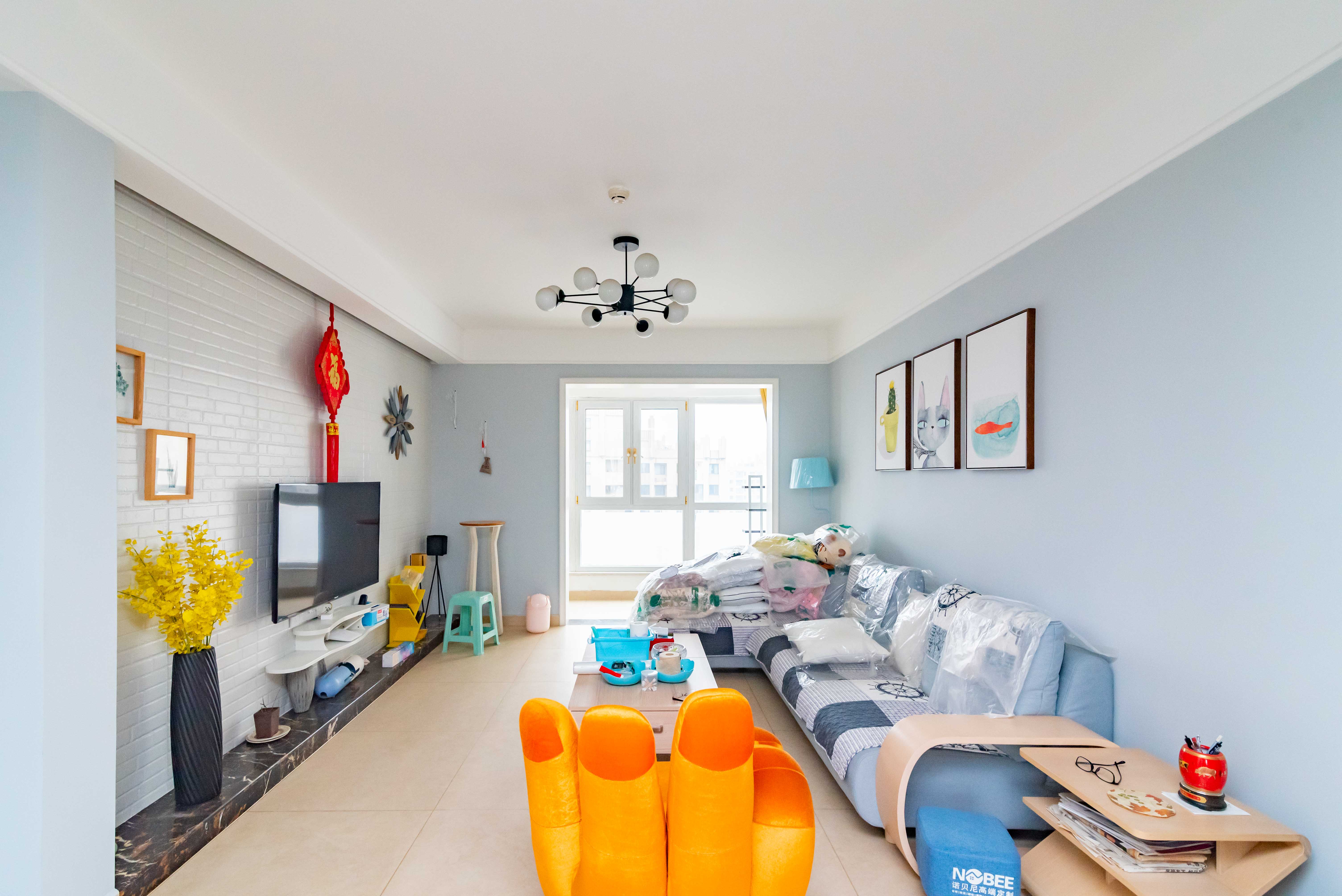 北辰三角洲B2E2区 3室2厅2卫 199.00万 北辰三角洲B2E2区 3室2厅2卫 199.00万客厅