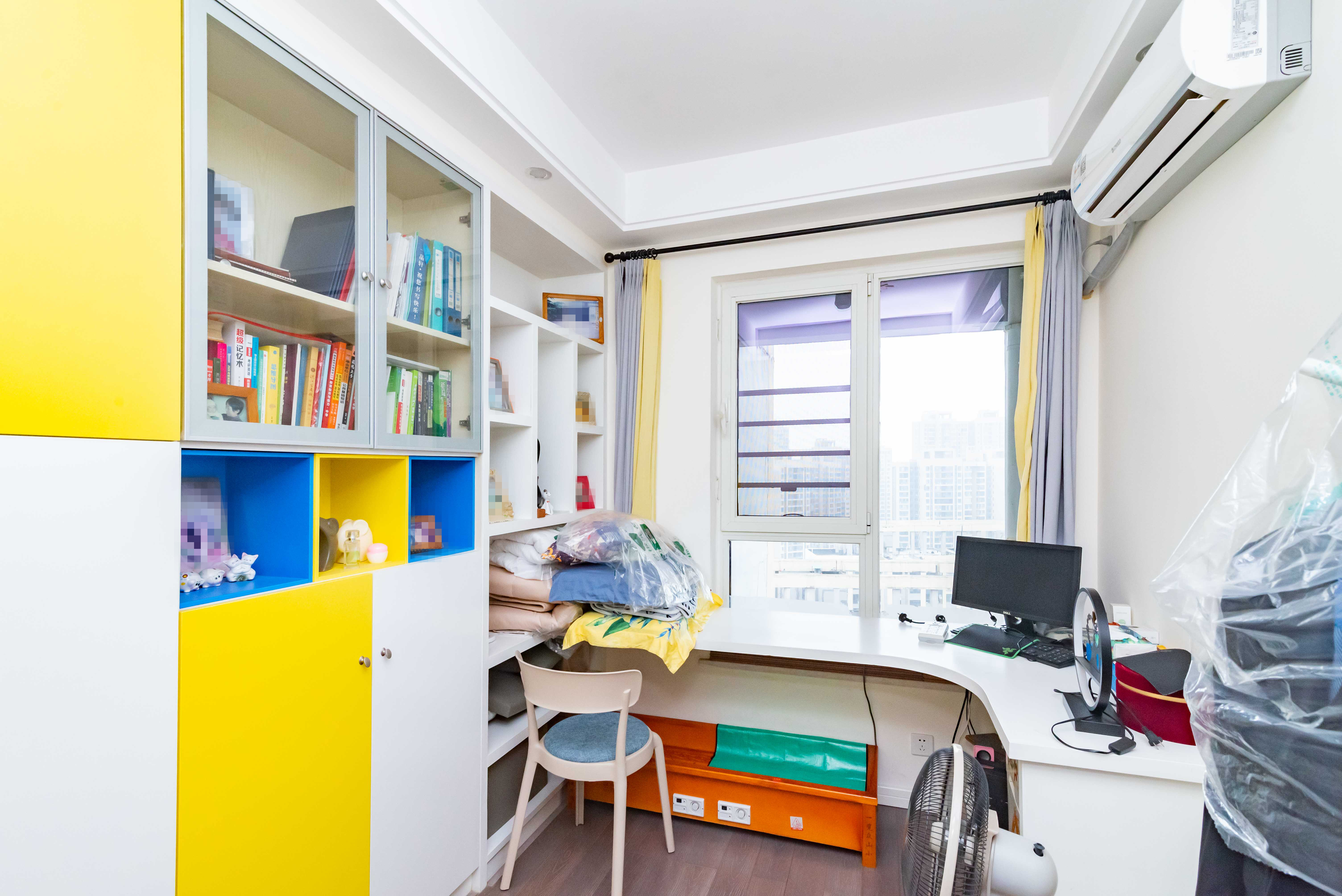 北辰三角洲B2E2区 3室2厅2卫 199.00万 北辰三角洲B2E2区 3室2厅2卫 199.00万卧室