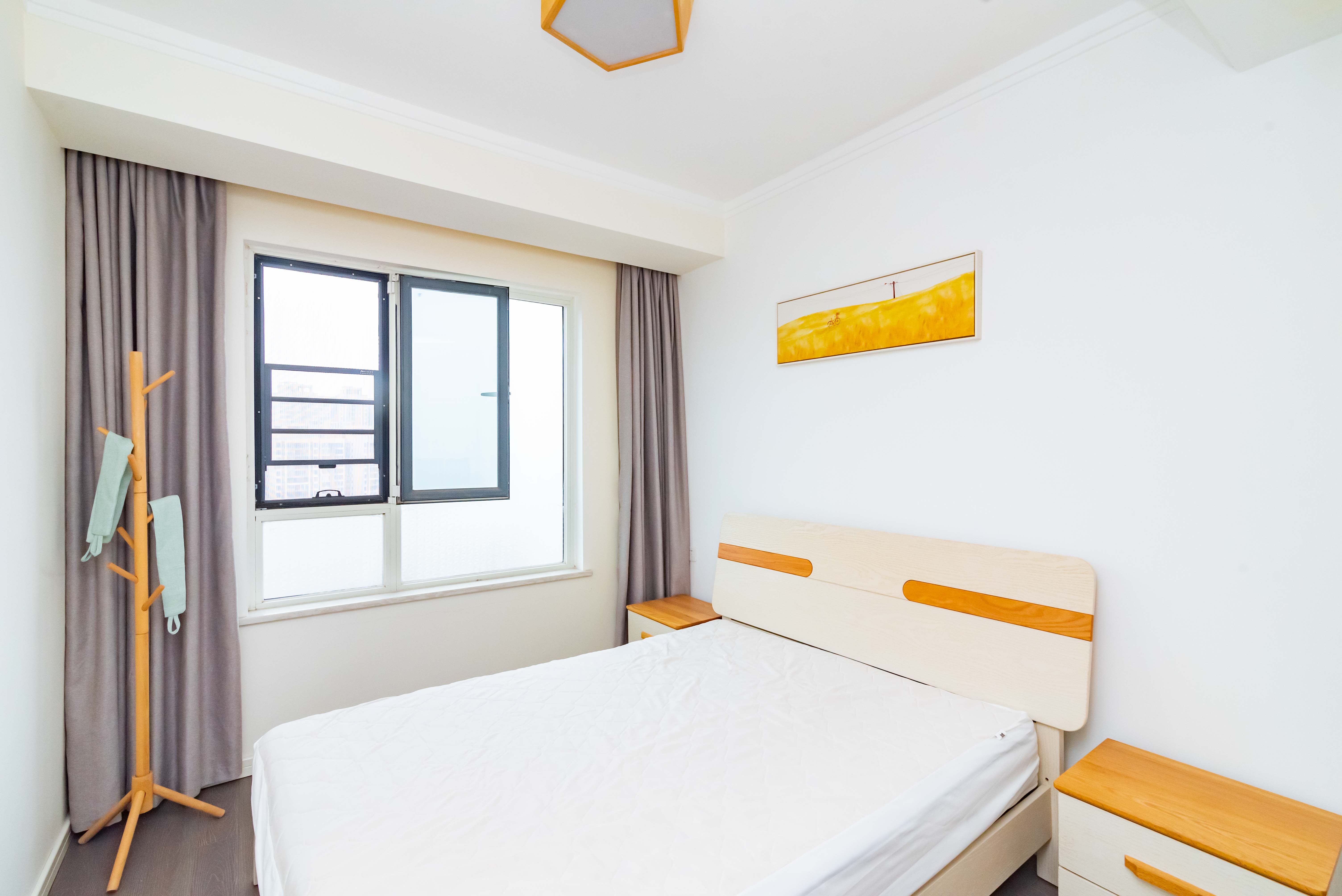 北辰三角洲B2E2区 3室2厅2卫 199.00万 北辰三角洲B2E2区 3室2厅2卫 199.00万卧室