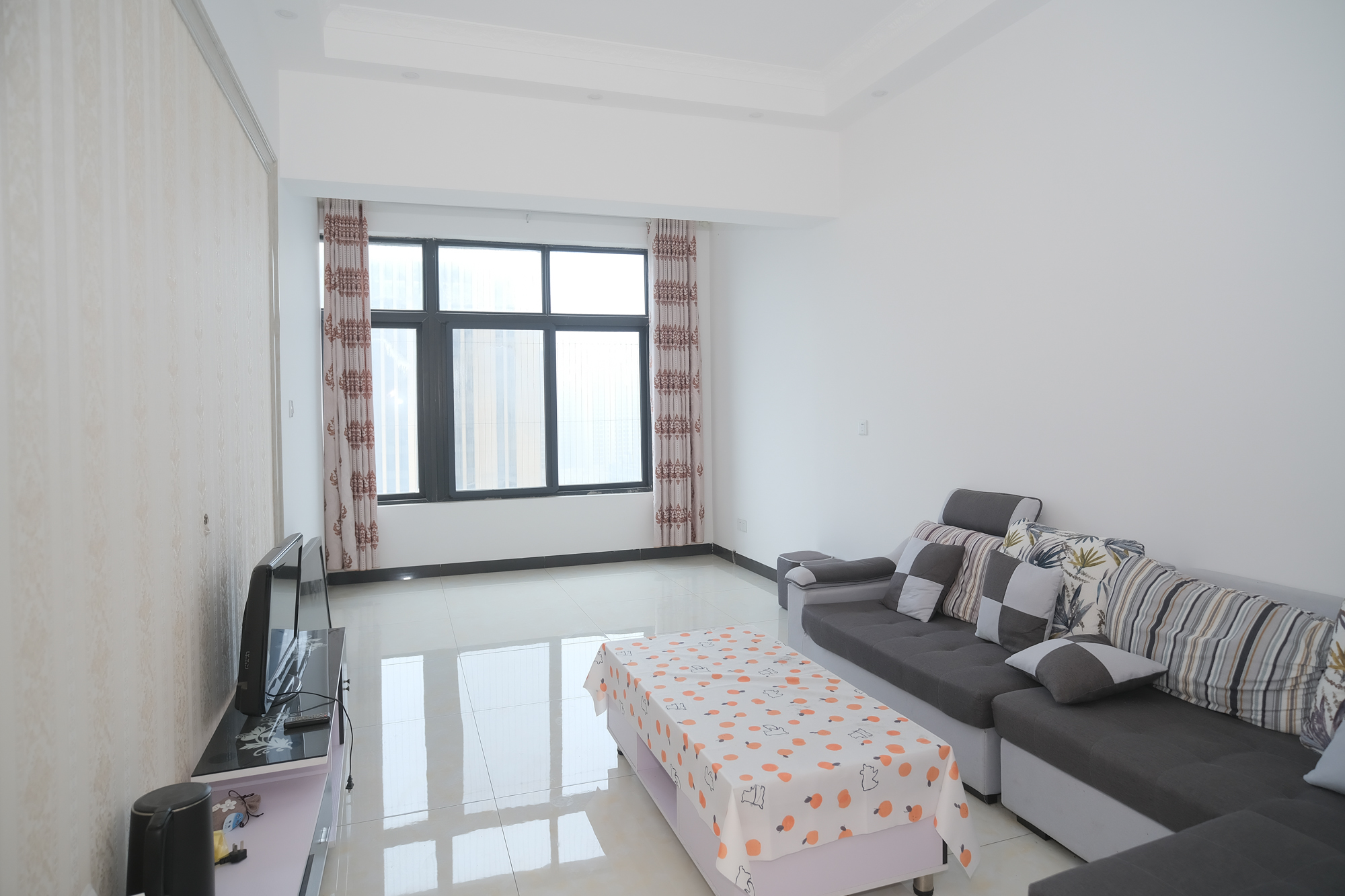 红树湾 2室2厅1卫 55.5万 红树湾 2室2厅1卫 55.5万客厅