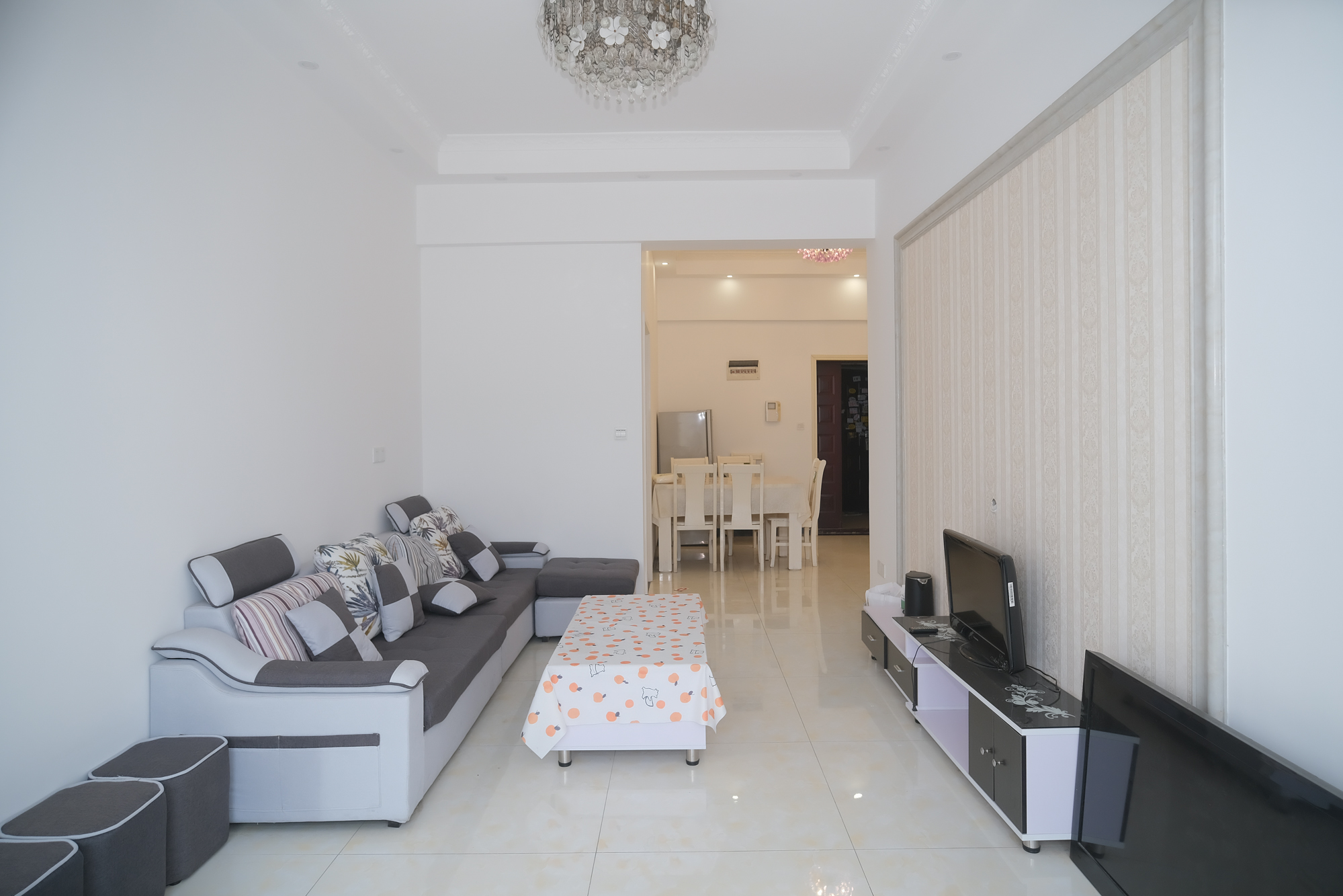 红树湾 2室2厅1卫 55.5万 红树湾 2室2厅1卫 55.5万客厅