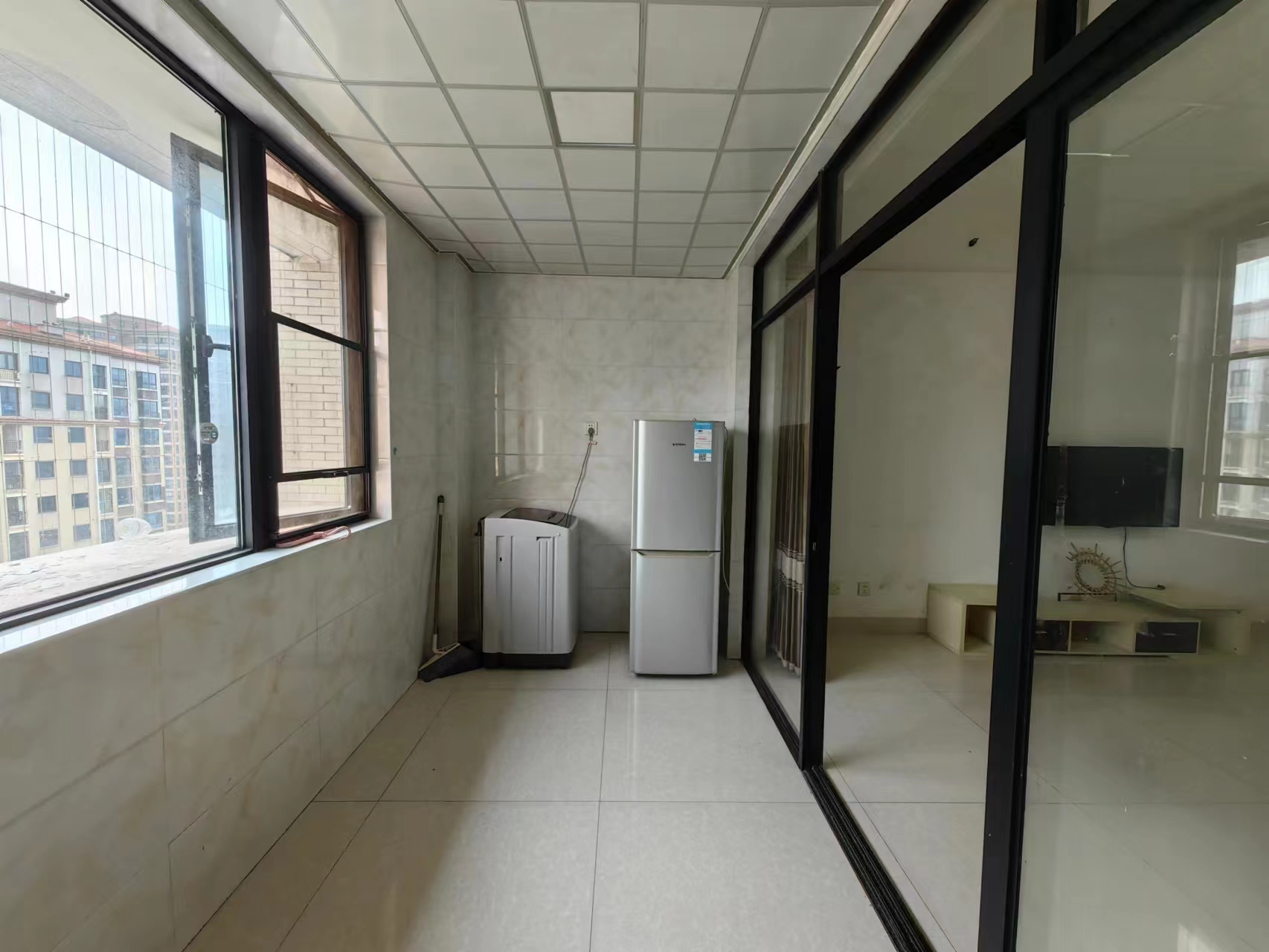 龙腾国际 1室0厅1卫 36.8万 龙腾国际 1室0厅1卫 36.8万室内图