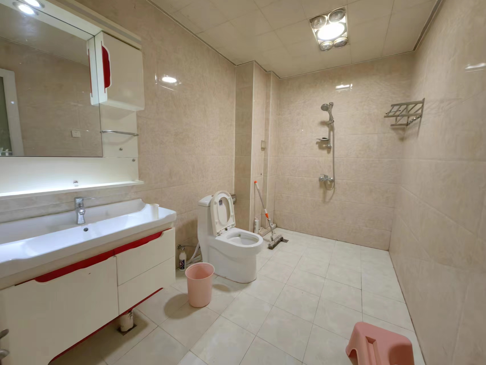 龙腾国际 1室0厅1卫 36.8万 龙腾国际 1室0厅1卫 36.8万室内图