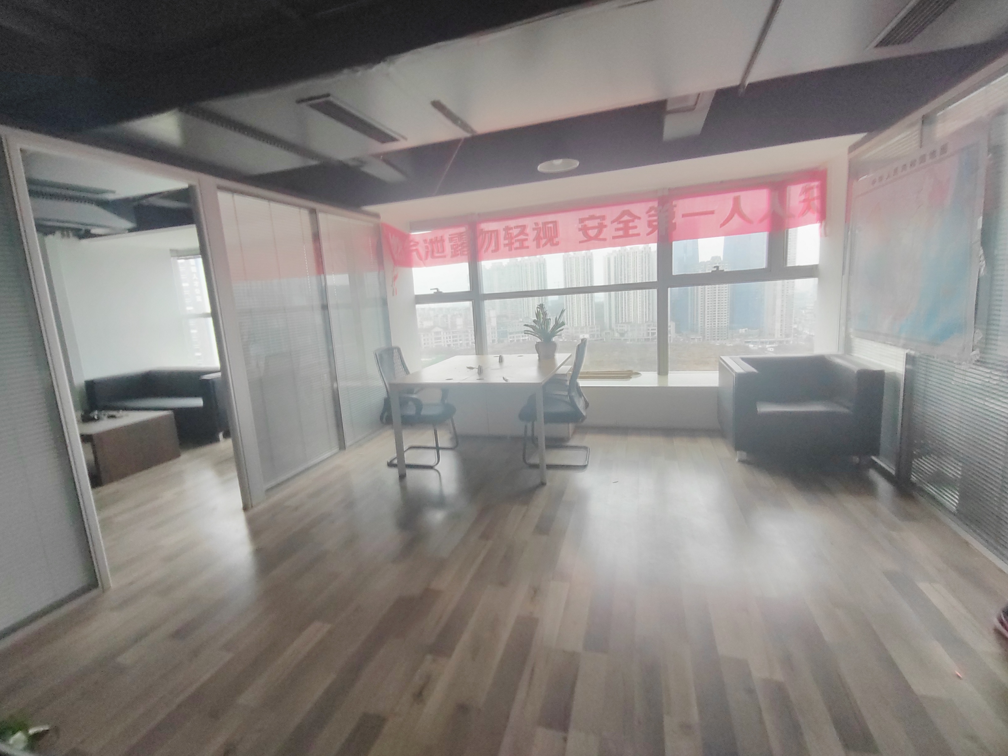 金融城一期 2室2厅1卫 7000.00元/月 金融城一期 2室2厅1卫 7000.00元/月室内图