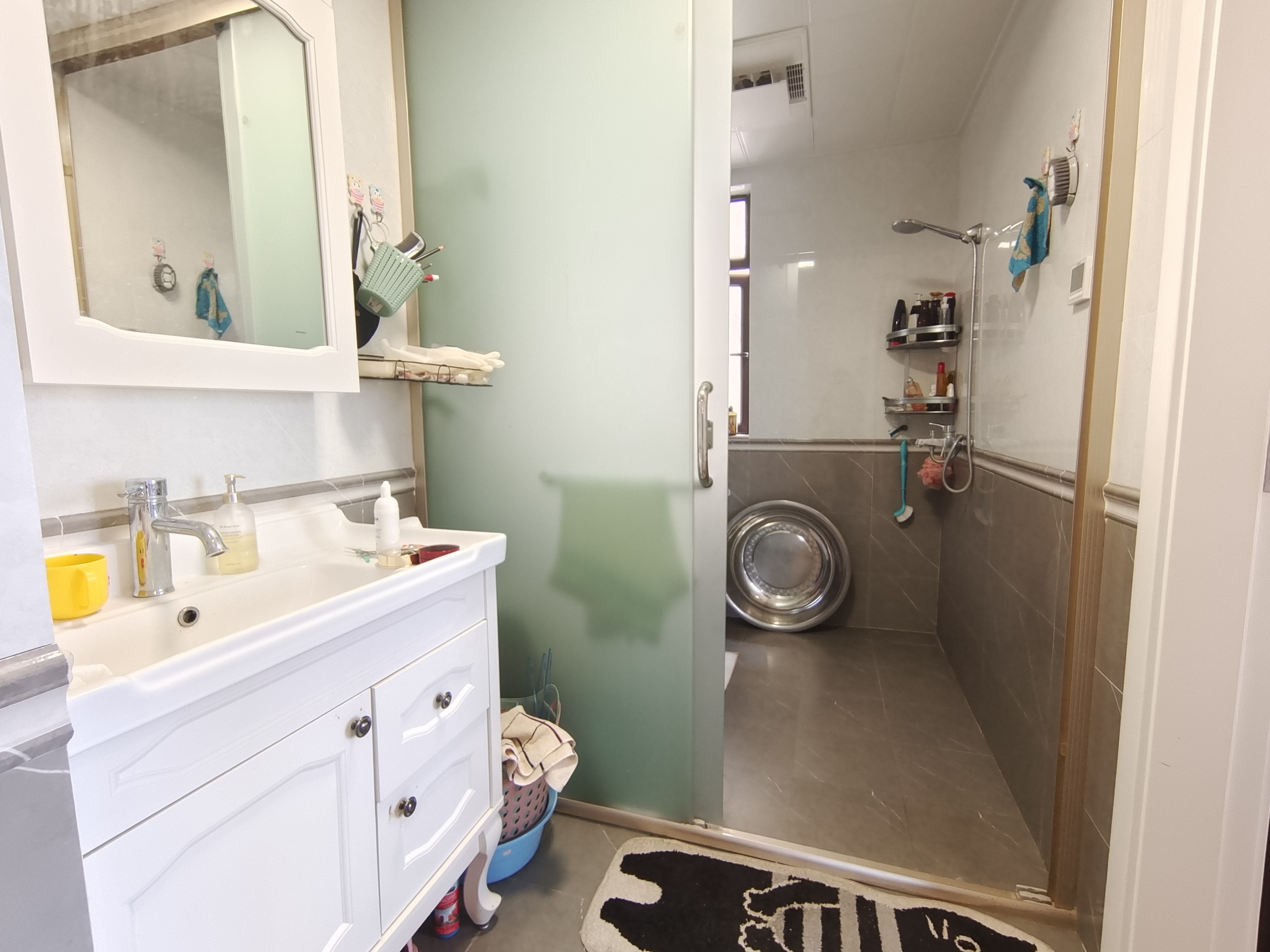 蓝溪谷 3室2厅2卫 68.00万 蓝溪谷 3室2厅2卫 68.00万室内图