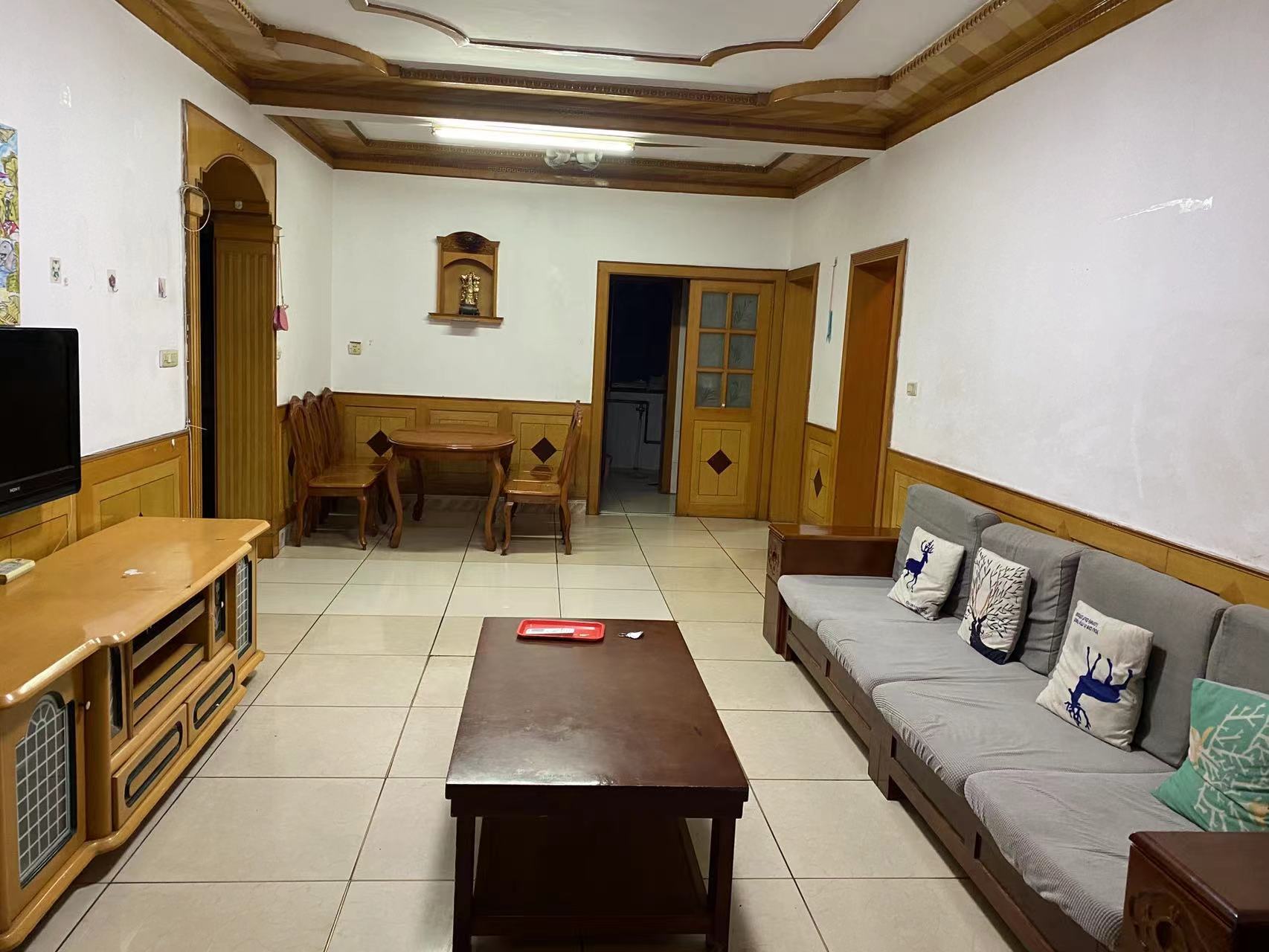 华联商业广场 3室2厅1卫 48.00万 华联商业广场 3室2厅1卫 48.00万室内图