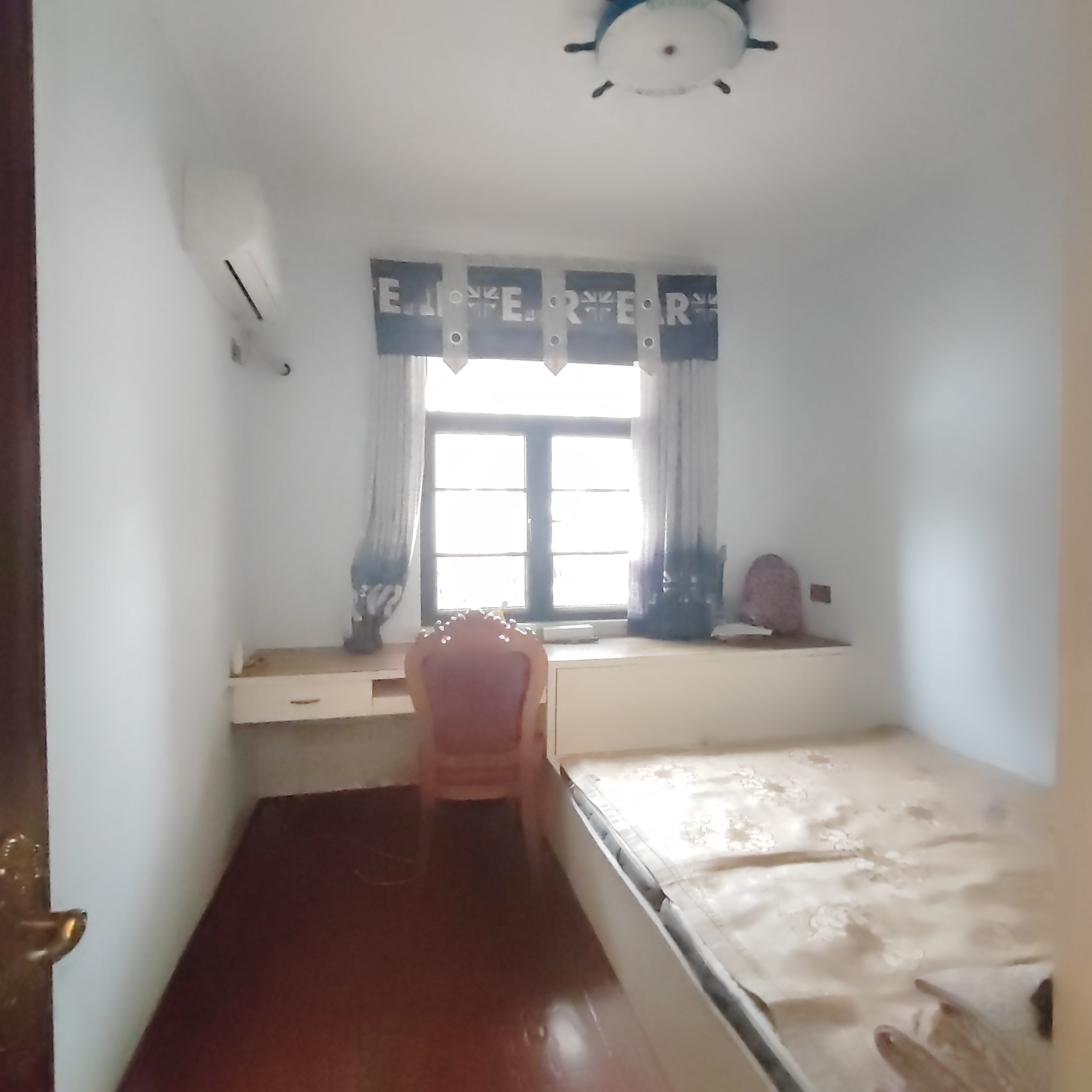 康桥美郡 5室2厅3卫 118.0万 康桥美郡 5室2厅3卫 118.0万室内图