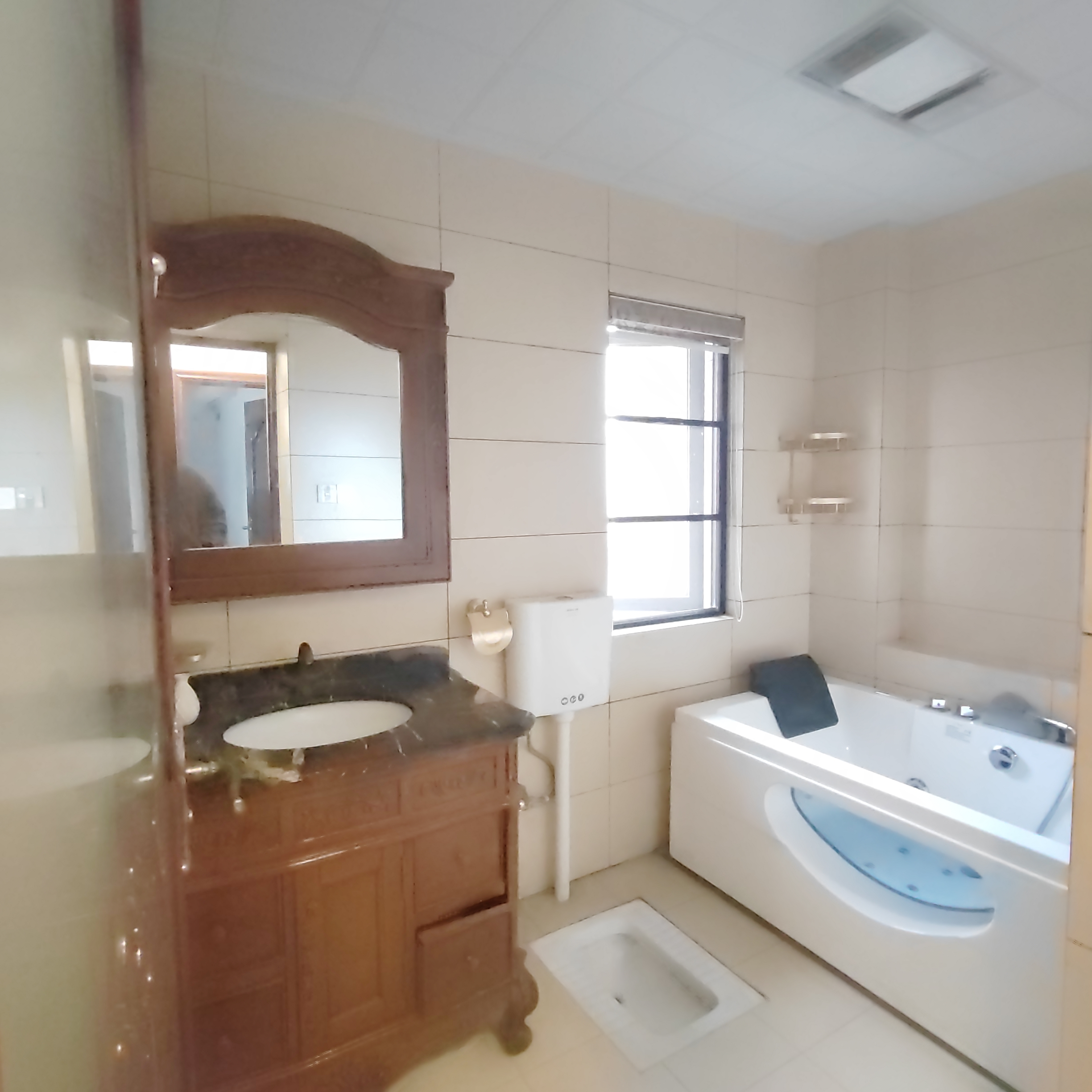 康桥美郡 5室2厅3卫 118.0万 康桥美郡 5室2厅3卫 118.0万室内图