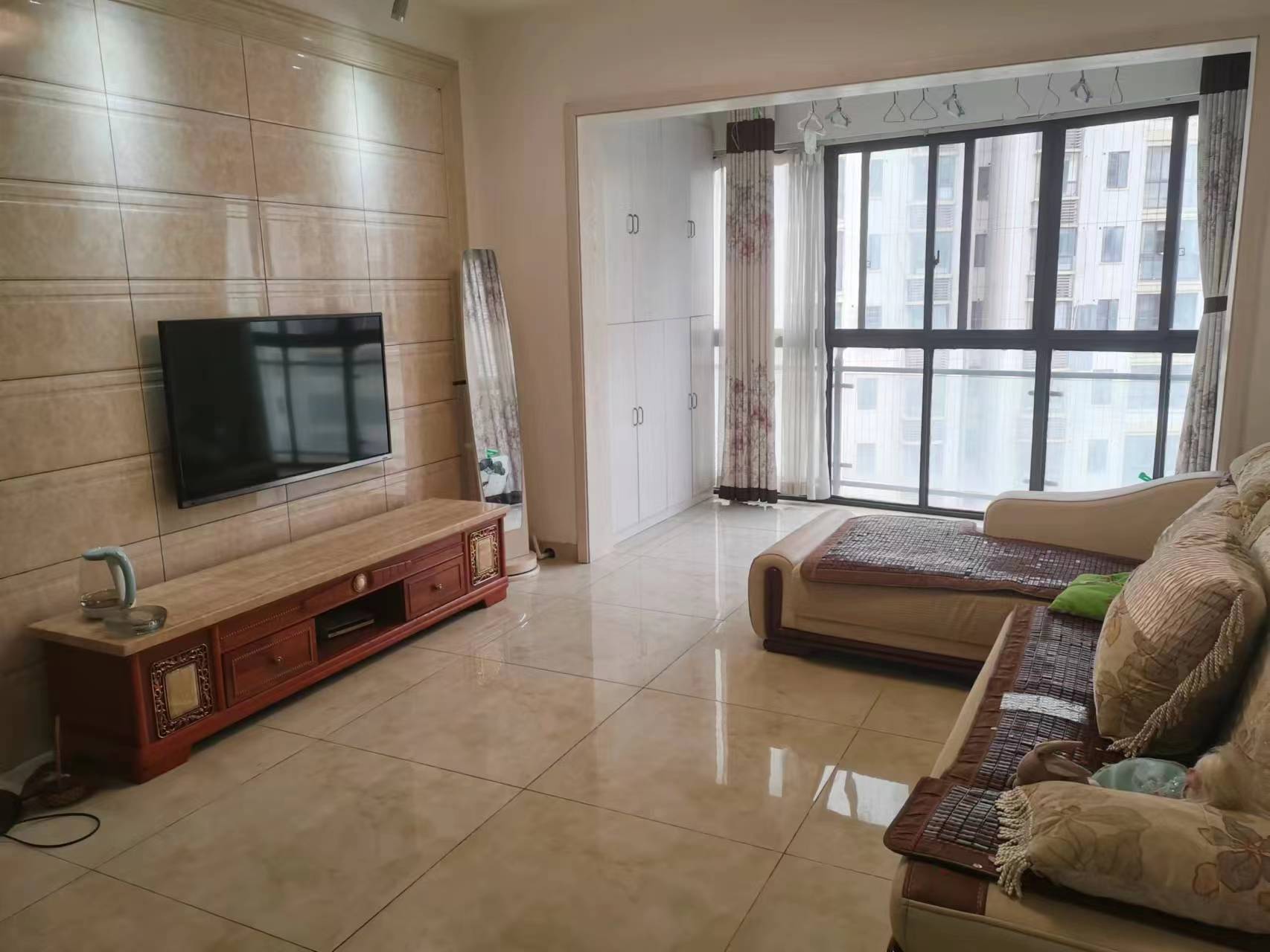 曼哈顿花园 2室2厅1卫 48.0万 曼哈顿花园 2室2厅1卫 48.0万室内图