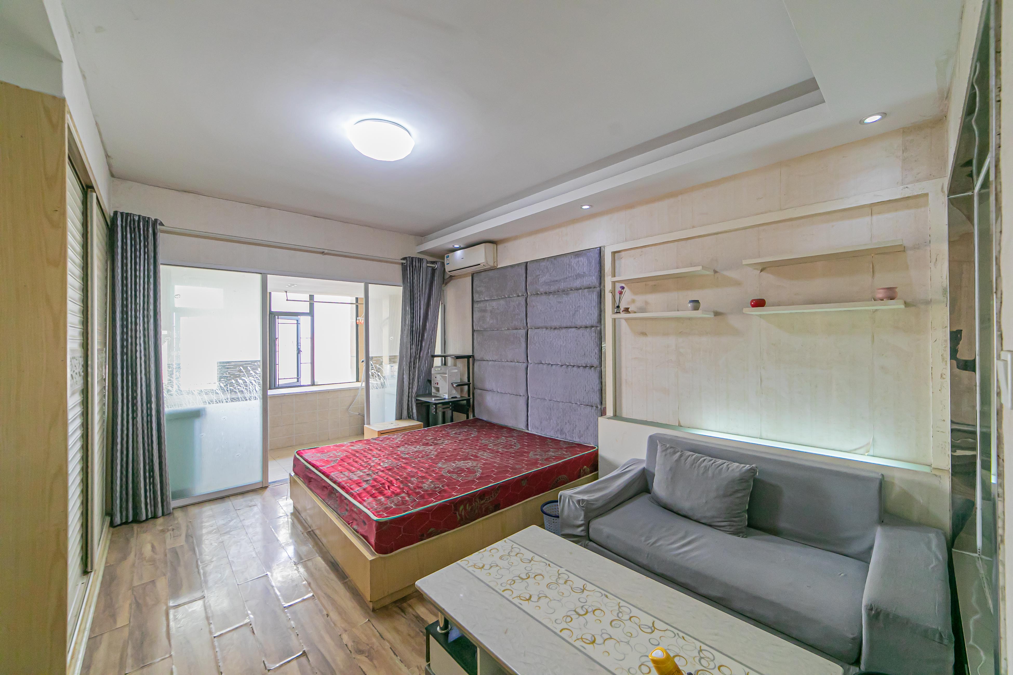 爱都(IDO) 1室1厅1卫 30.00万 爱都(IDO) 1室1厅1卫 30.00万客厅