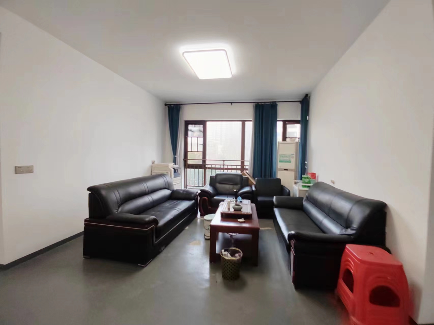 金轮津桥华府 3室2厅2卫 92.00万 金轮津桥华府 3室2厅2卫 92.00万室内图