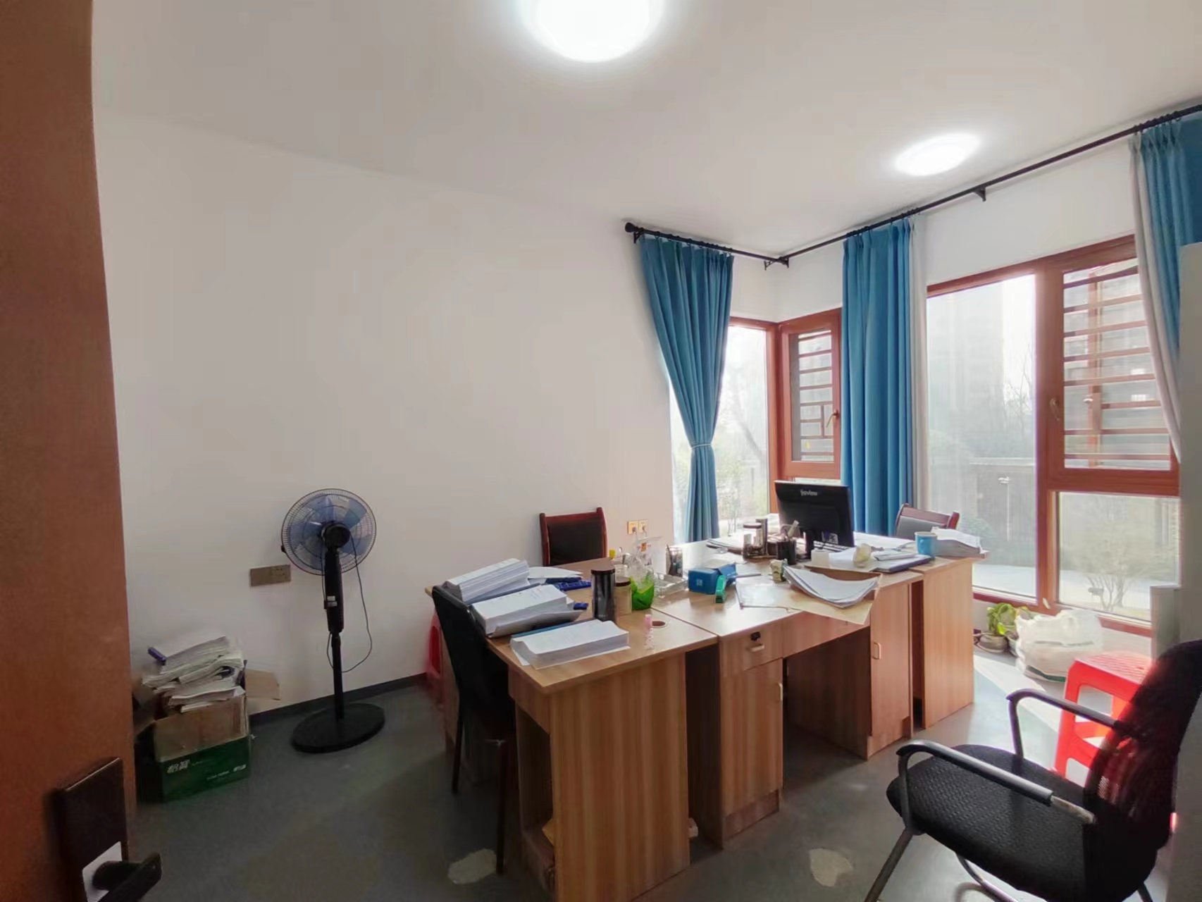 金轮津桥华府 3室2厅2卫 92.00万 金轮津桥华府 3室2厅2卫 92.00万室内图