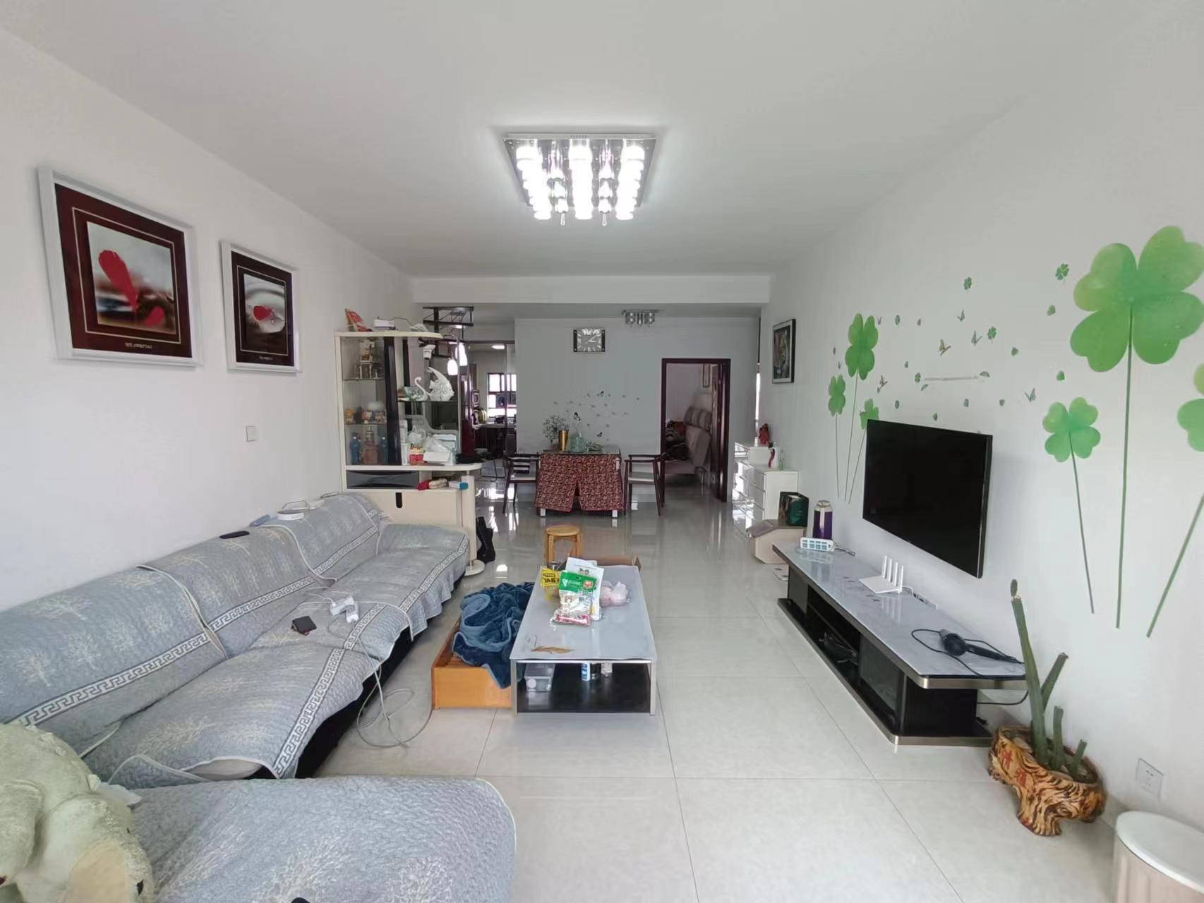 九天国际散盘  6室3厅3卫   55.80万 九天国际散盘  6室3厅3卫   55.80万室内图