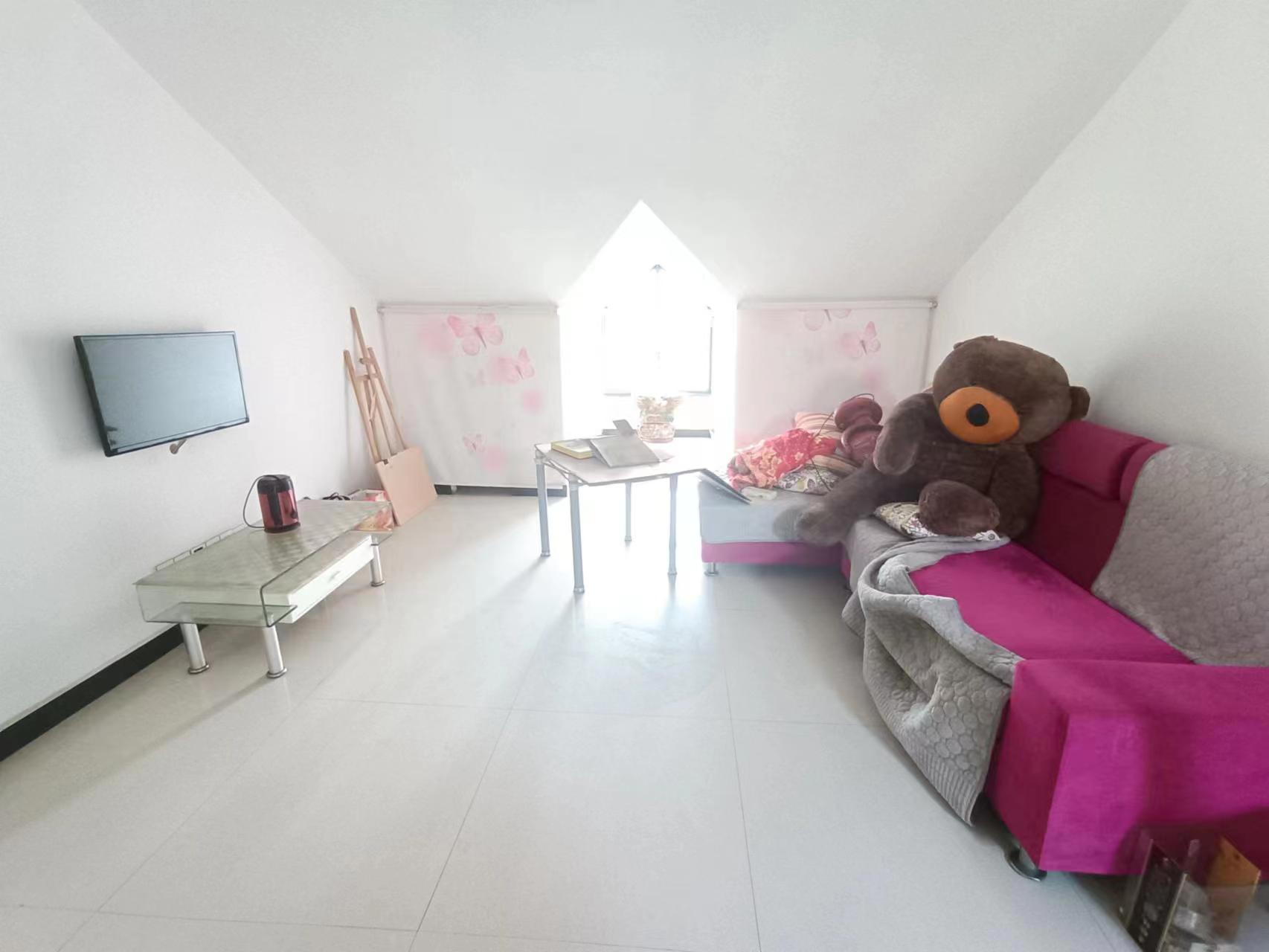 九天国际散盘  6室3厅3卫   55.80万 九天国际散盘  6室3厅3卫   55.80万室内图