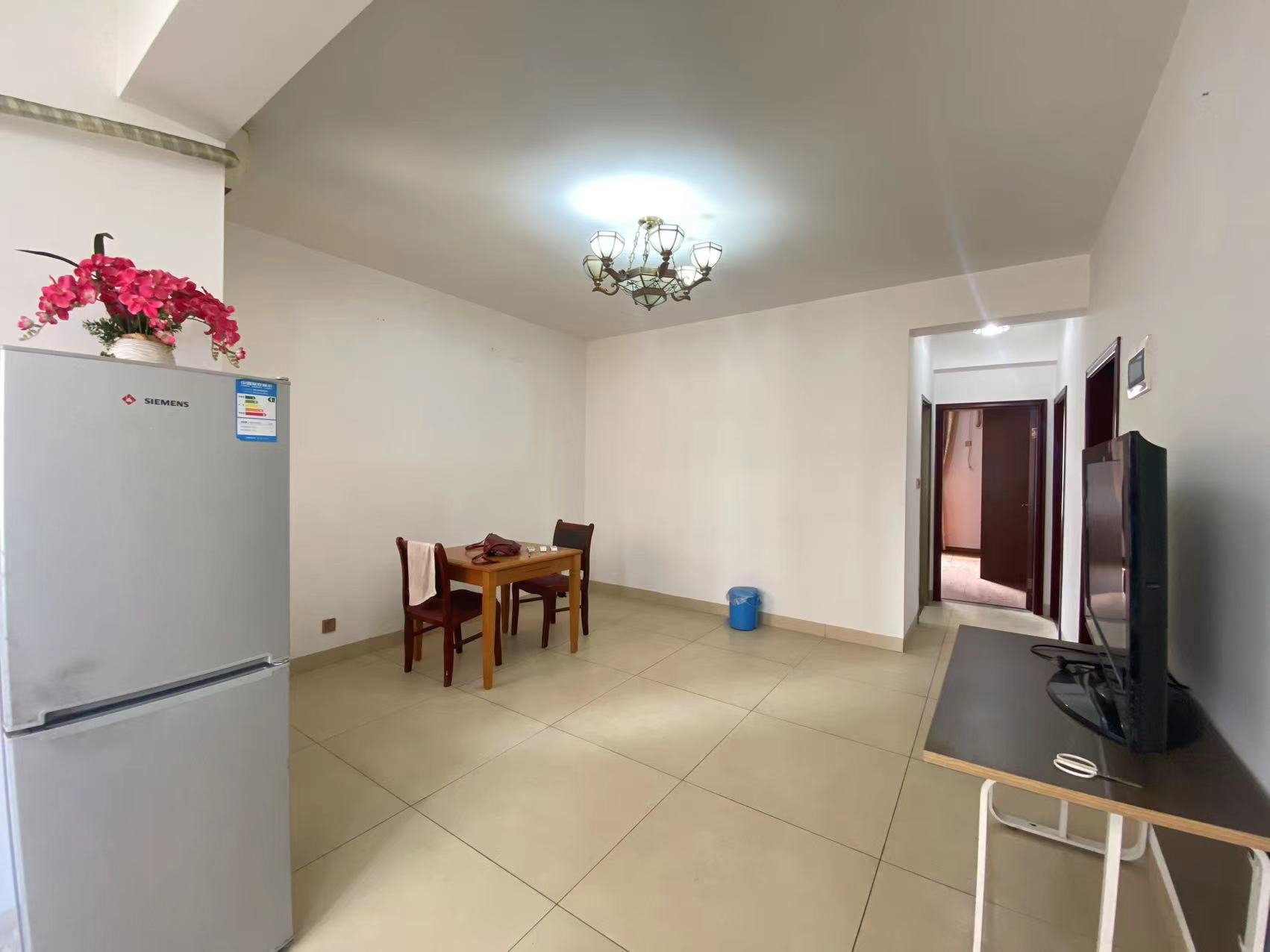 尚格名城花好悦园4期 2室2厅1卫 52.0万 尚格名城花好悦园4期 2室2厅1卫 52.0万室内图