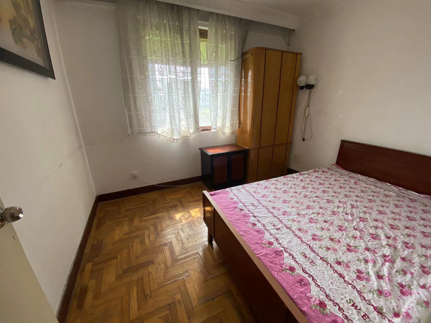 泰华二村 3室2厅1卫 32.50万 泰华二村 3室2厅1卫 32.50万室内图