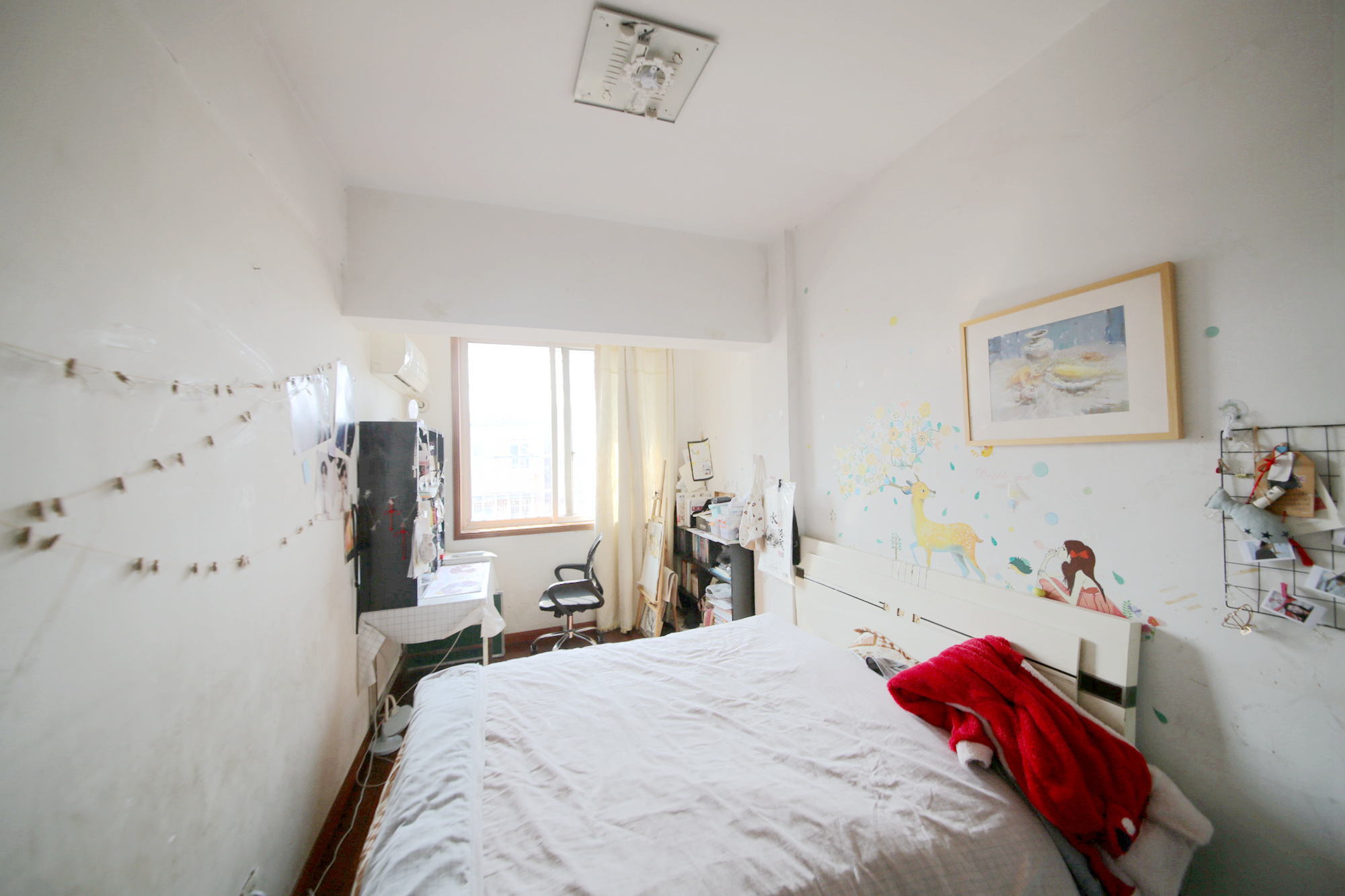 长建建材市场  3室2厅1卫   64.00万卧室