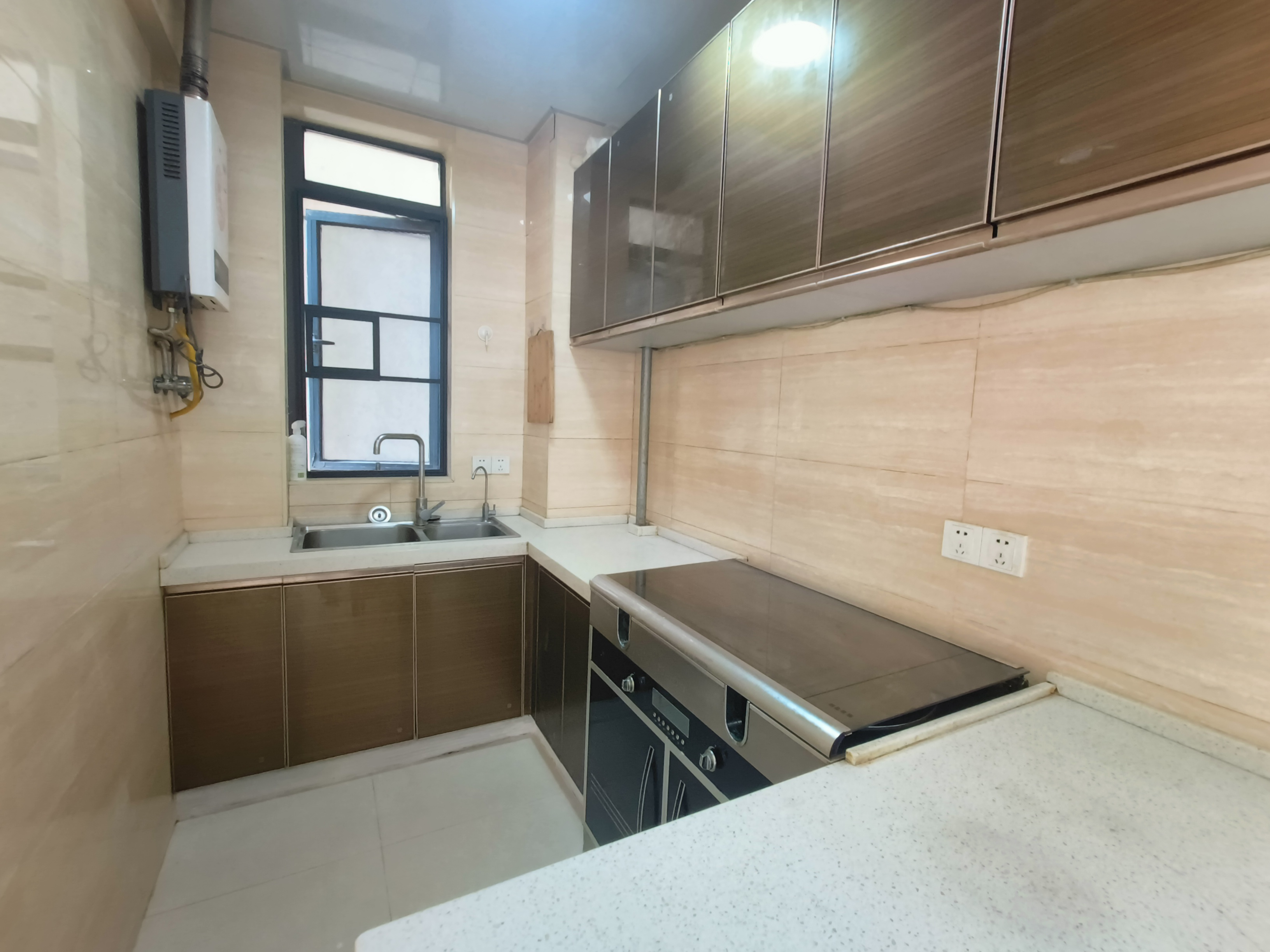 华晨御园  2室2厅1卫    53.8万 华晨御园  2室2厅1卫    53.8万室内图