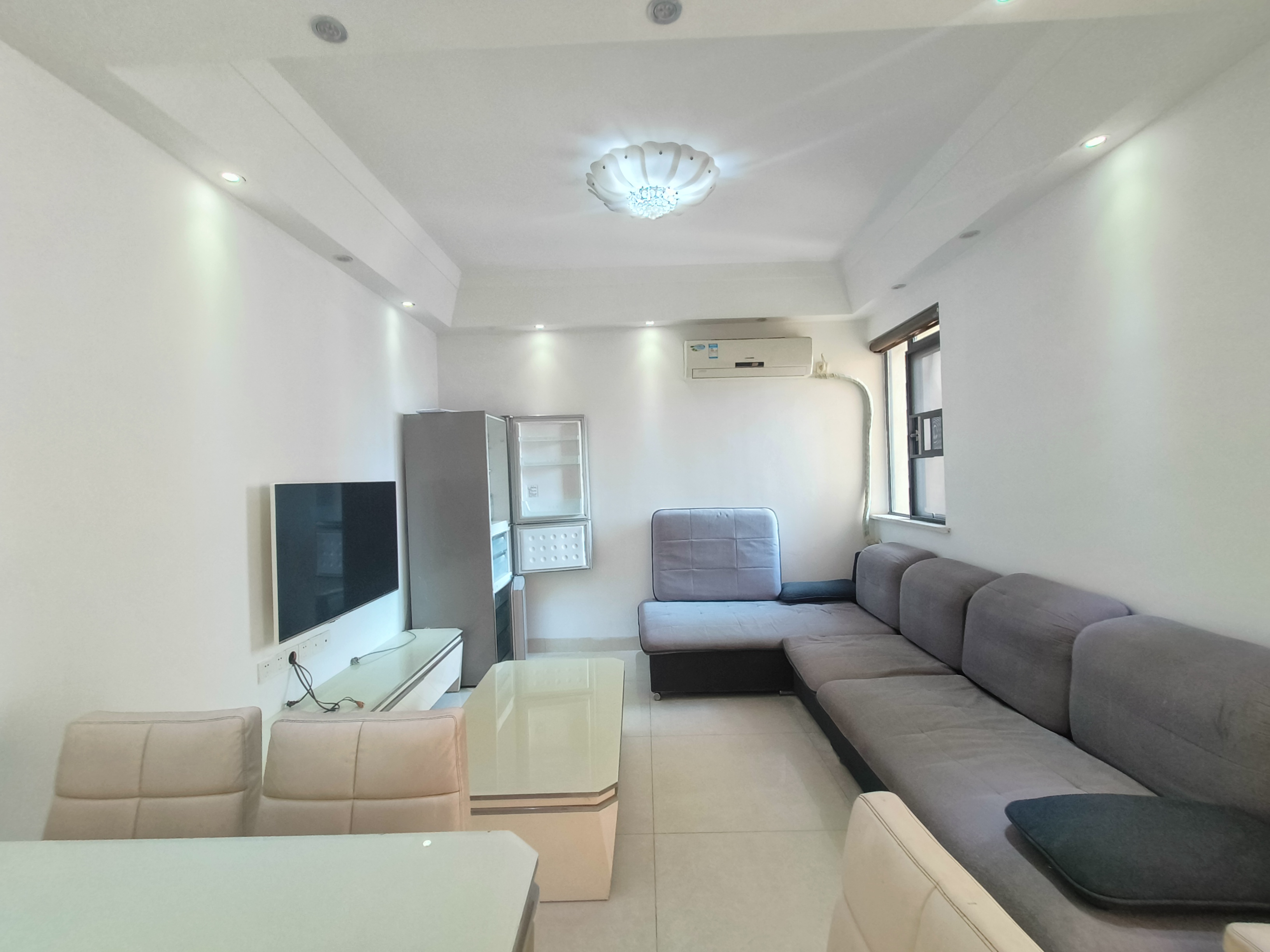 华晨御园  2室2厅1卫    53.8万 华晨御园  2室2厅1卫    53.8万室内图