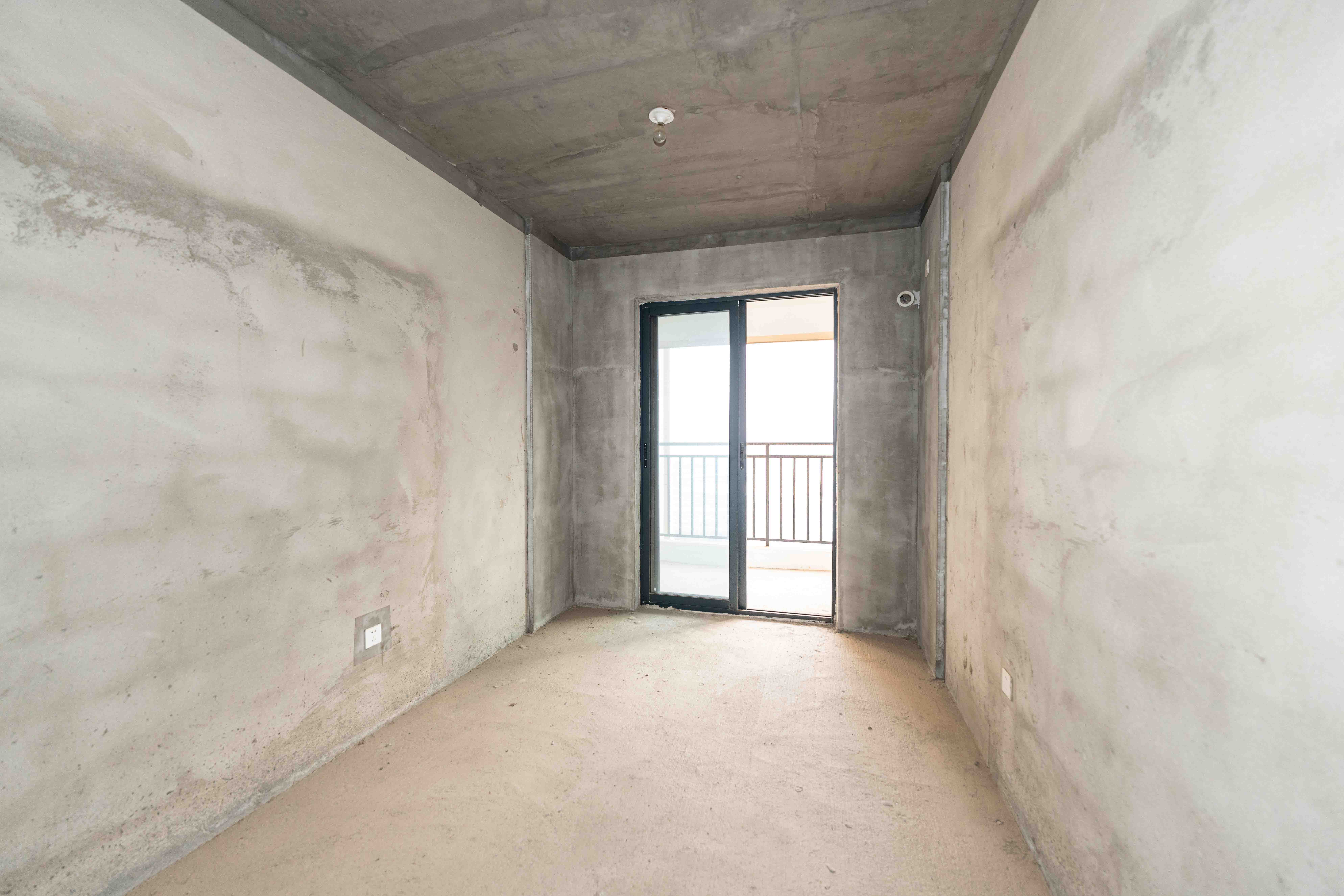 中建嘉和城  4室2厅2卫   122.00万卧室
