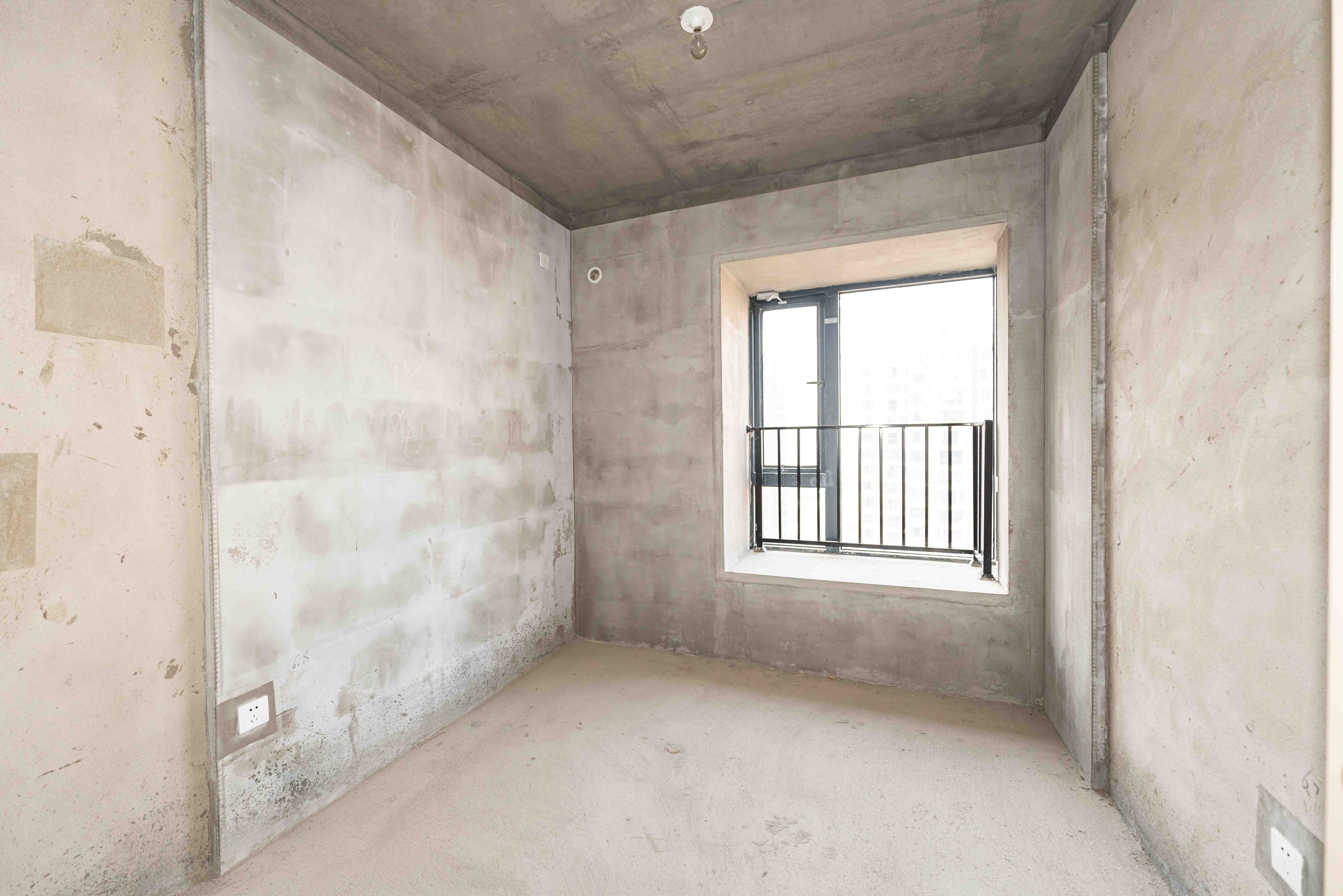 中建嘉和城  4室2厅2卫   122.00万卧室