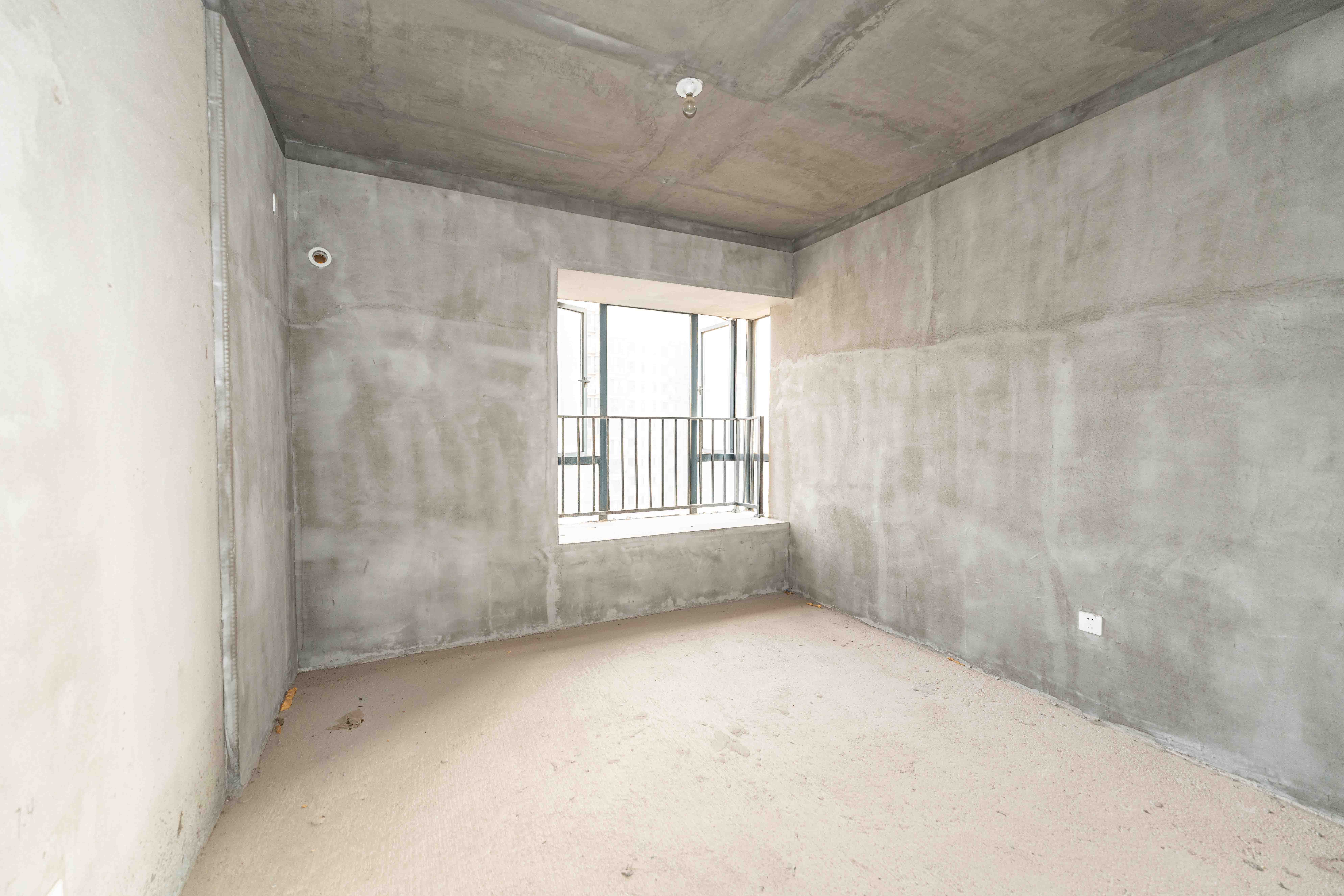 中建嘉和城  4室2厅2卫   122.00万卧室