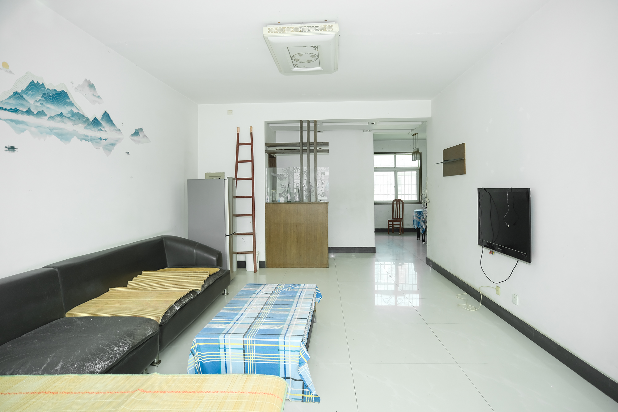 圆梦花园 3室2厅1卫 58.00万 圆梦花园 3室2厅1卫 58.00万客厅