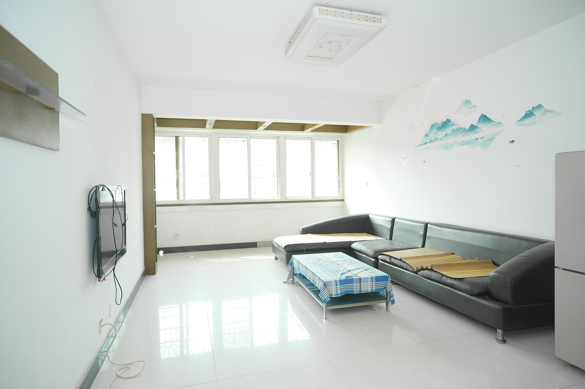 圆梦花园 3室2厅1卫 58.00万 圆梦花园 3室2厅1卫 58.00万客厅