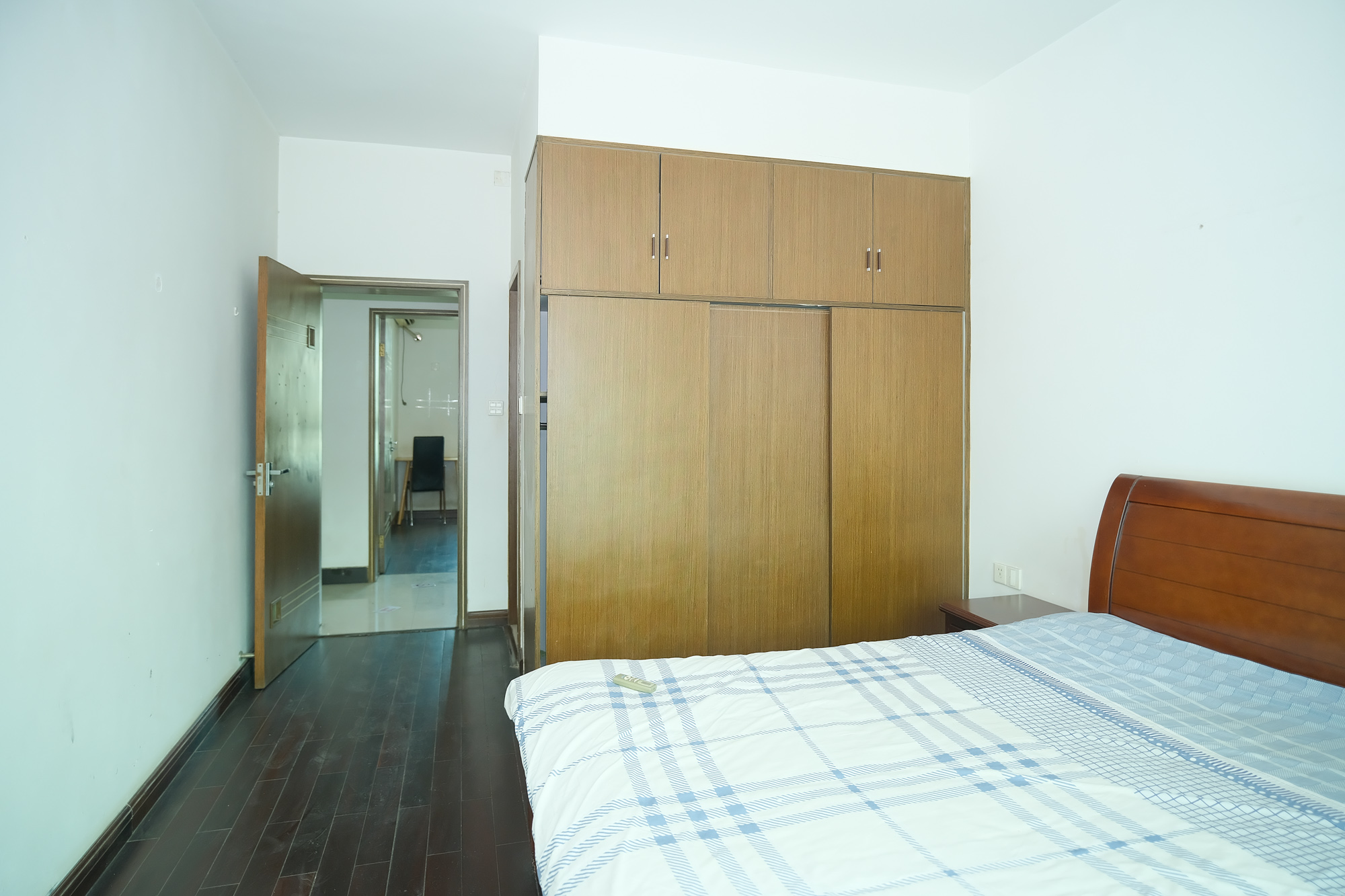 圆梦花园 3室2厅1卫 58.00万 圆梦花园 3室2厅1卫 58.00万卧室