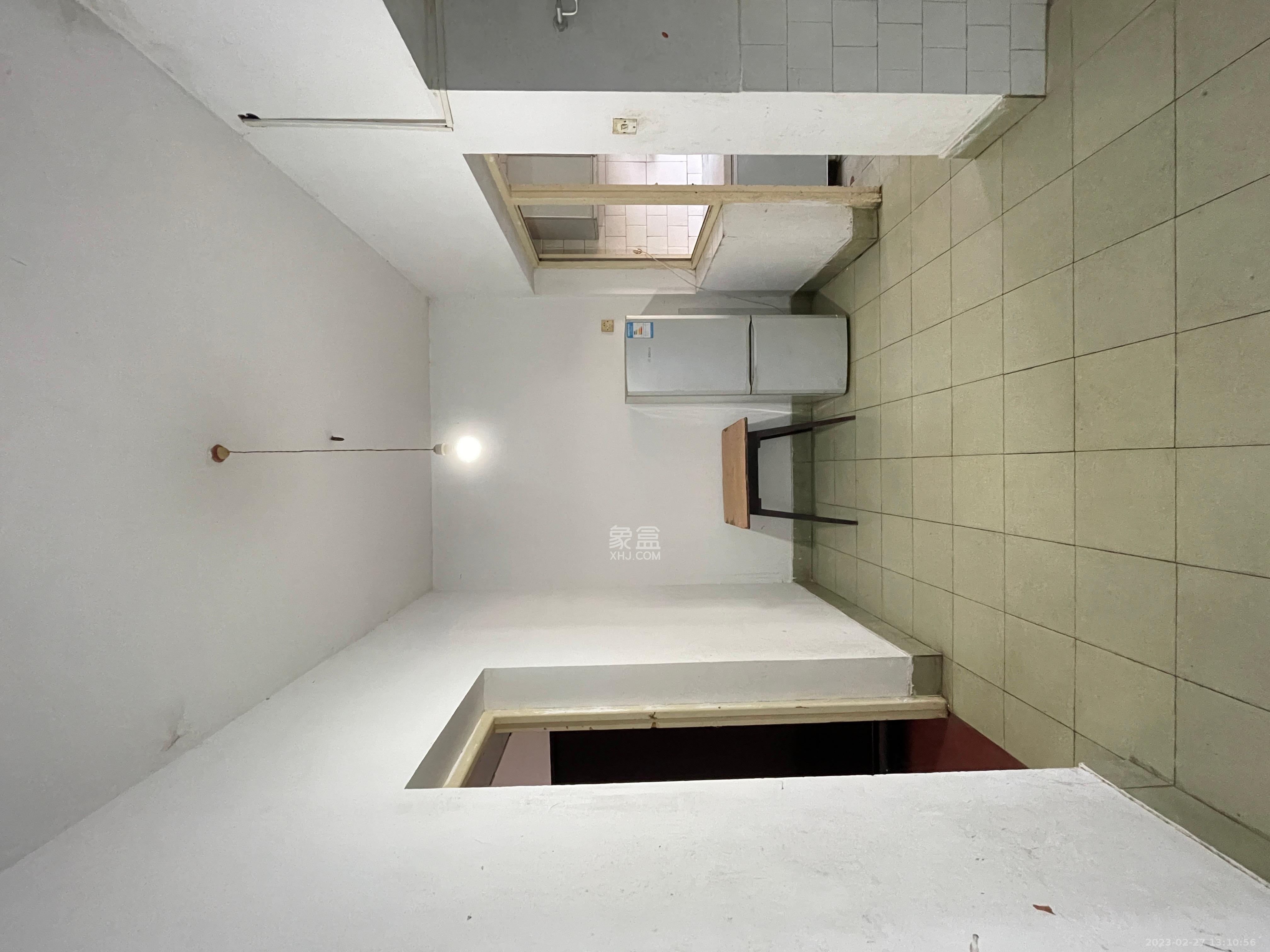 林科大教师单位房  3室2厅1卫    2300.0元/月室内图