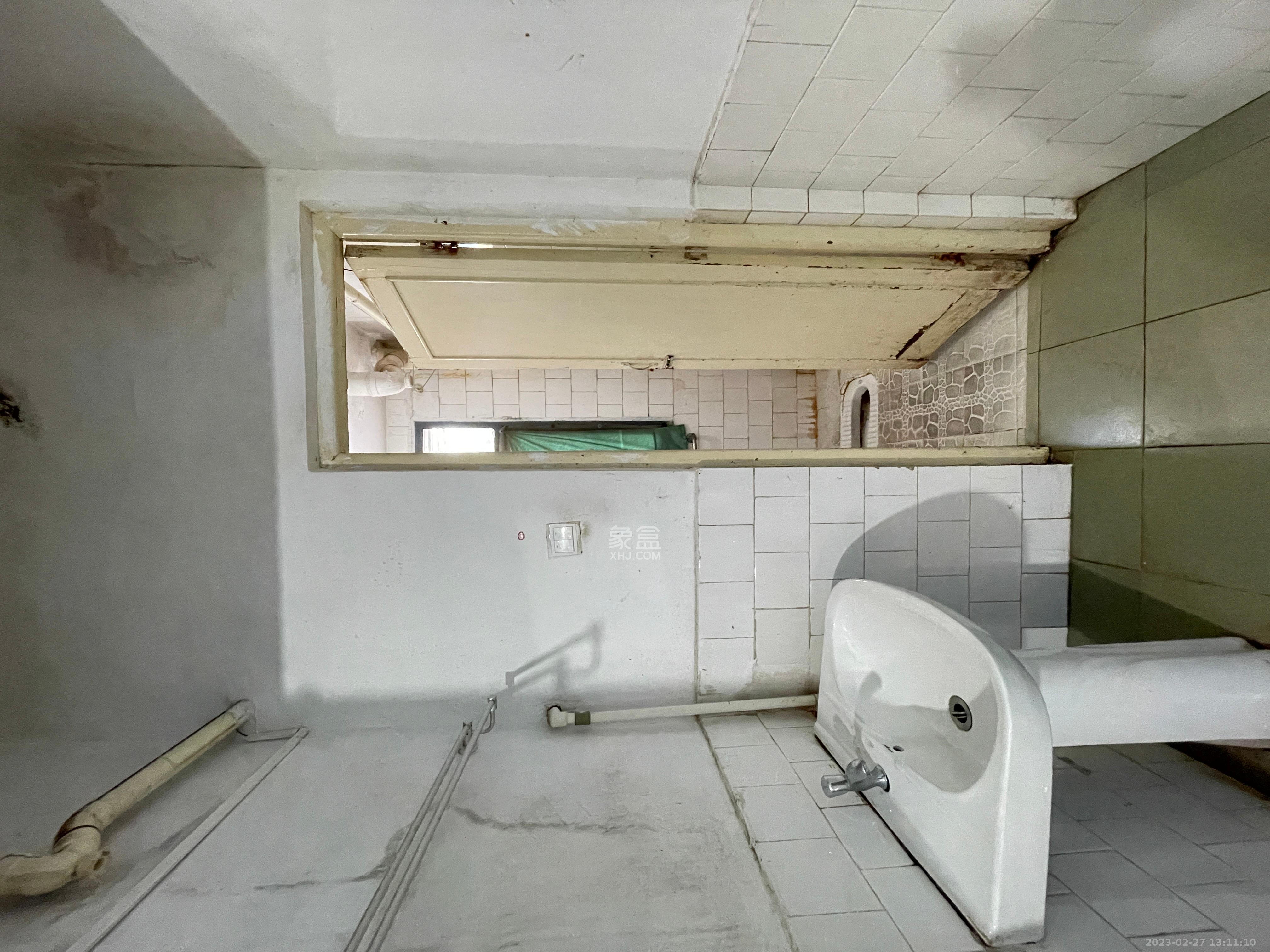 林科大教师单位房  3室2厅1卫    2300.0元/月室内图