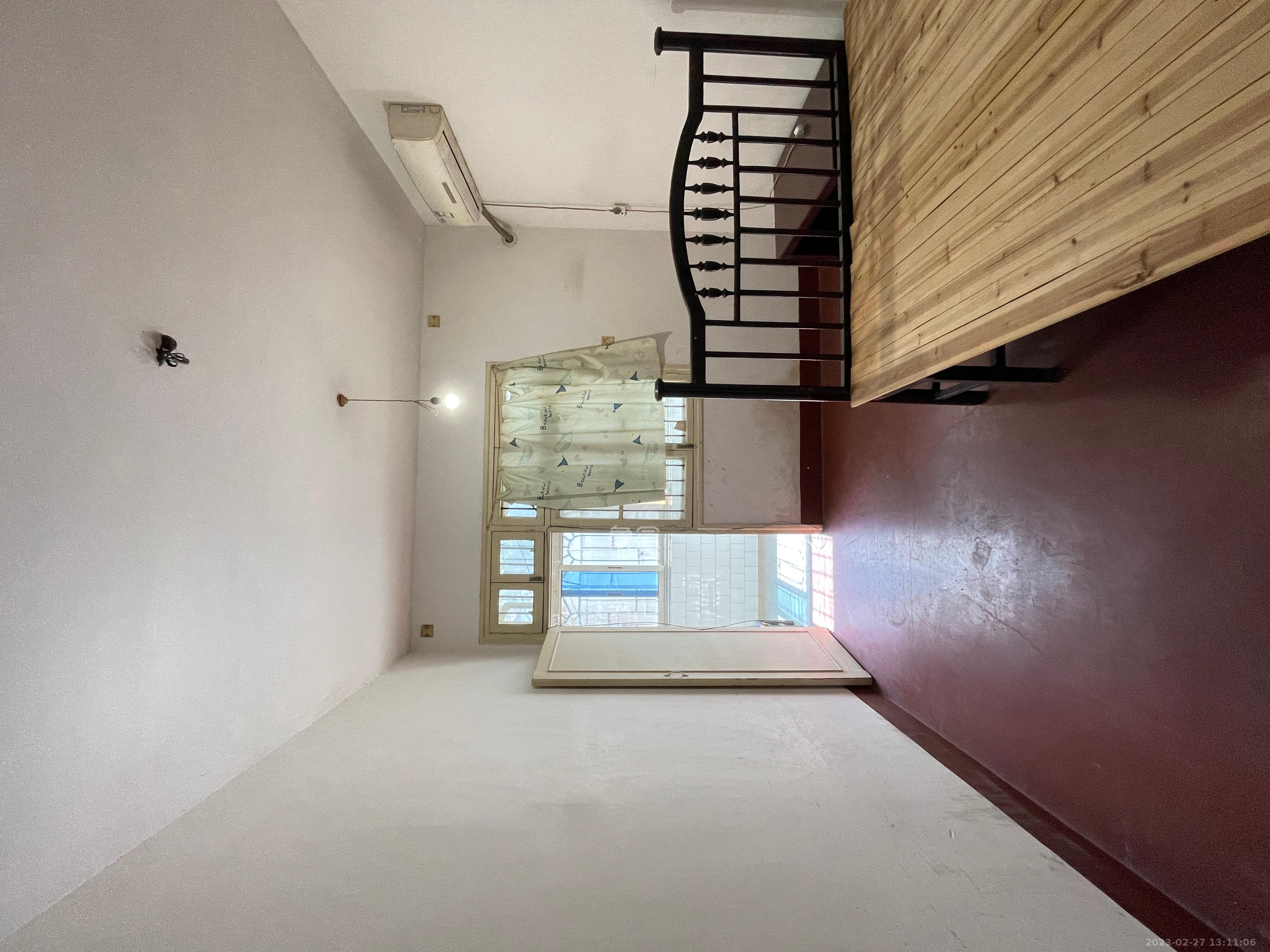 林科大教师单位房  3室2厅1卫    2300.0元/月室内图